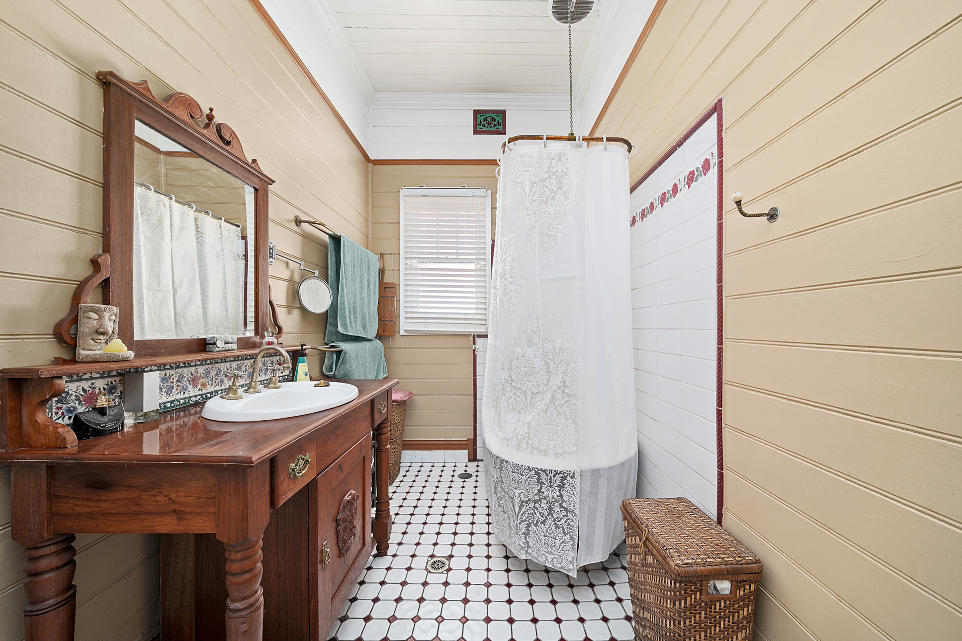 5 Clissold Street, Katoomba, NSW 2780 AUS