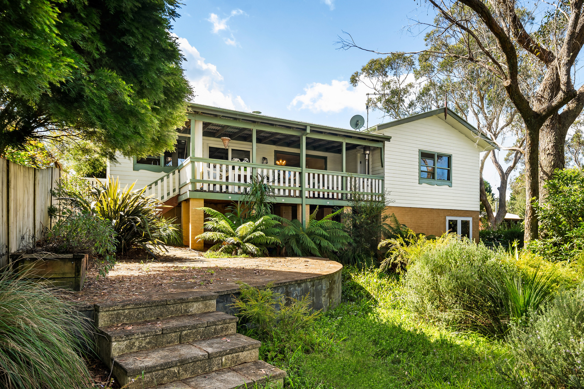109 Henderson Road, Wentworth Falls, NSW 2782 AUS