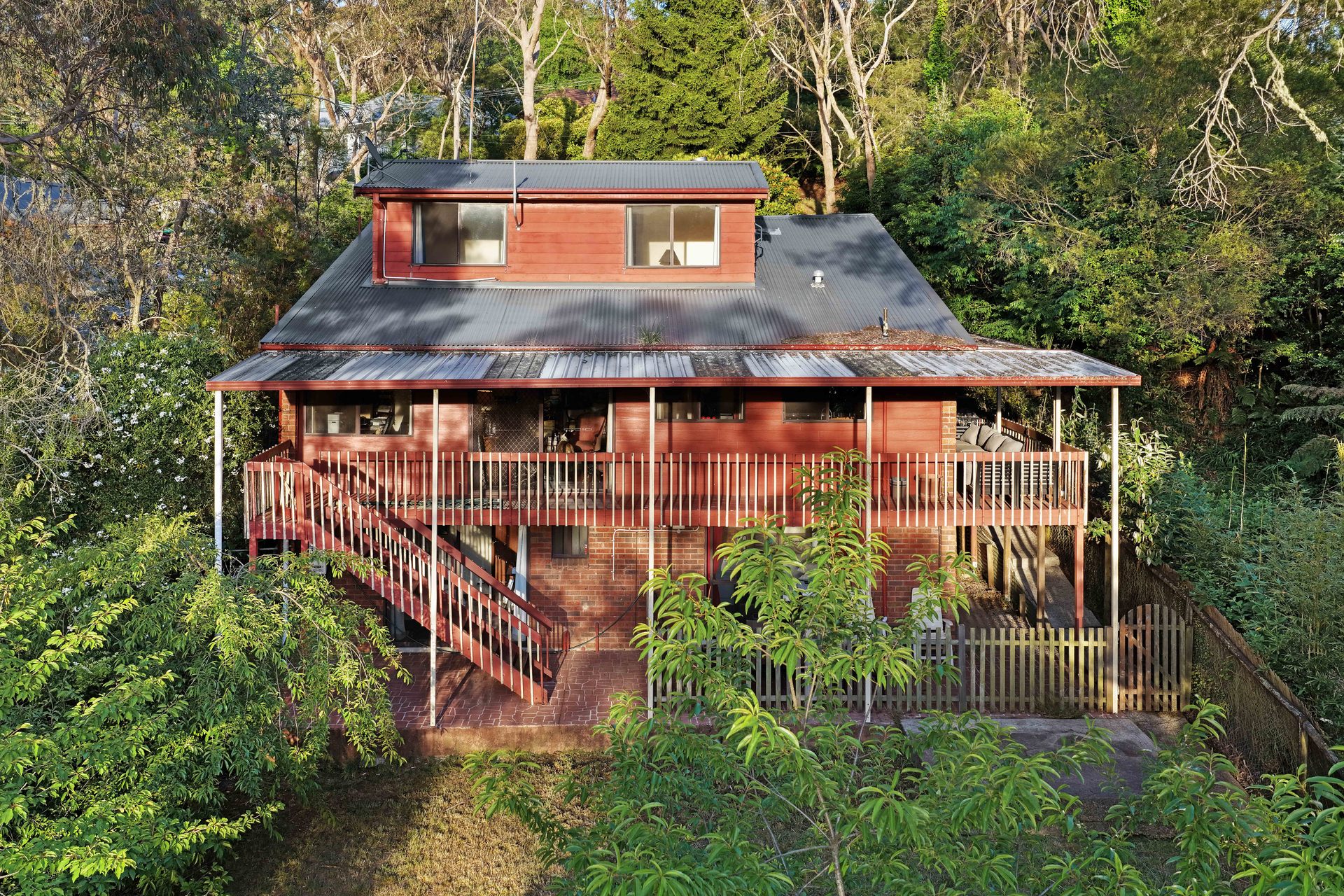 19 Strathearn Road, Leura, NSW 2780 AUS