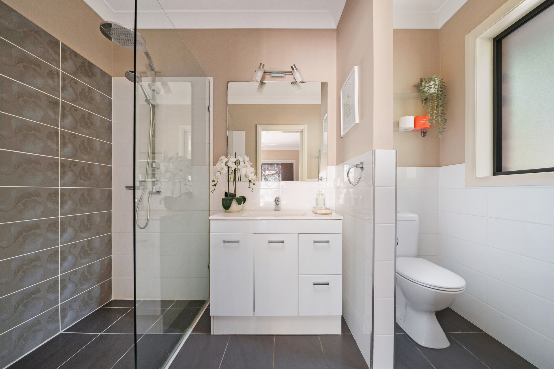 4A Log Bridge Place, Hazelbrook, NSW 2779 AUS