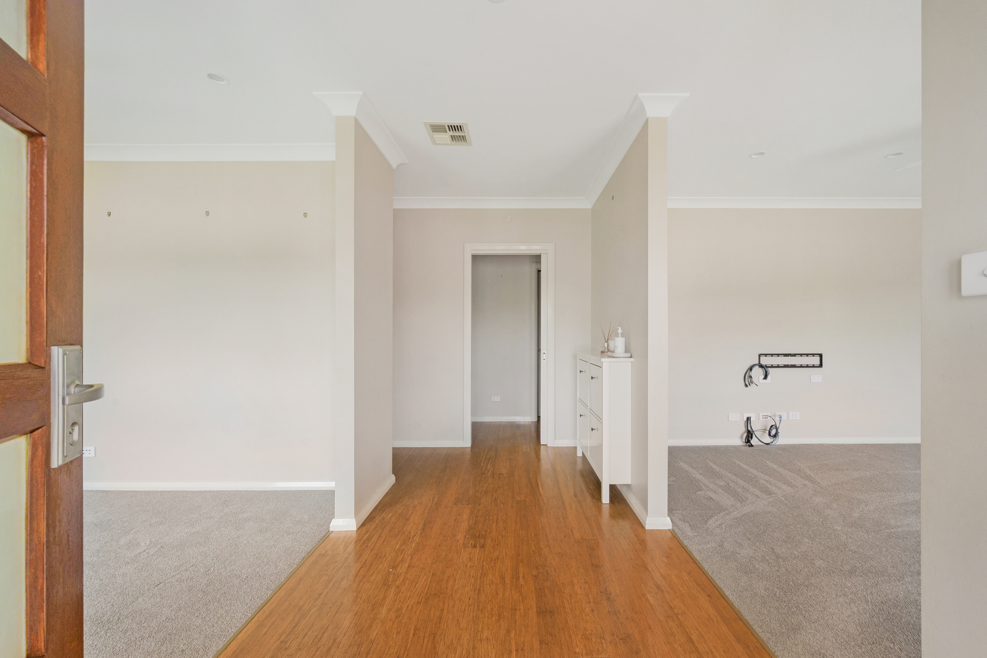 4A Log Bridge Place, Hazelbrook, NSW 2779 AUS