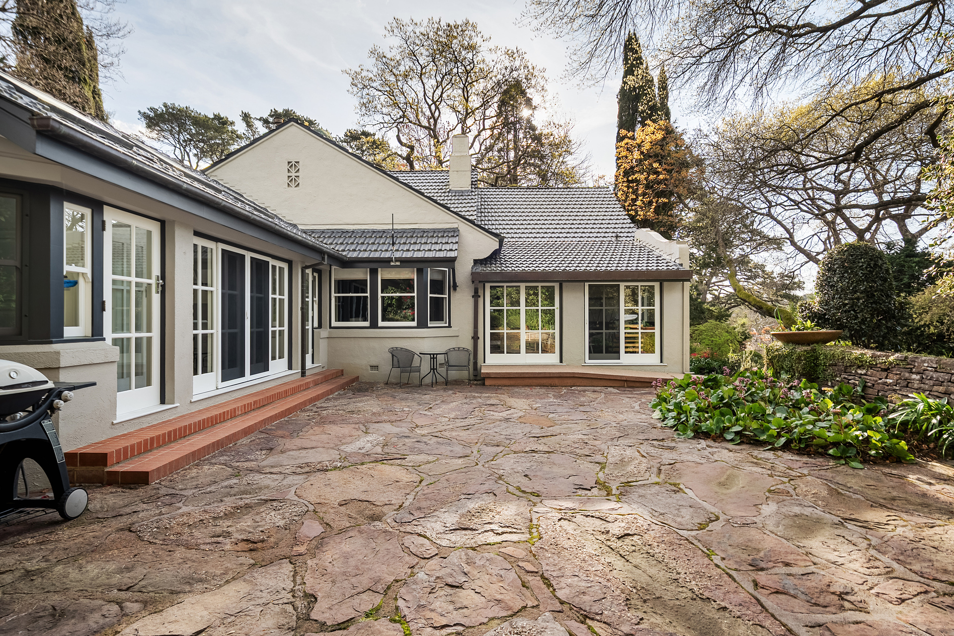 2 Kensett Avenue, Leura, NSW 2780 AUS