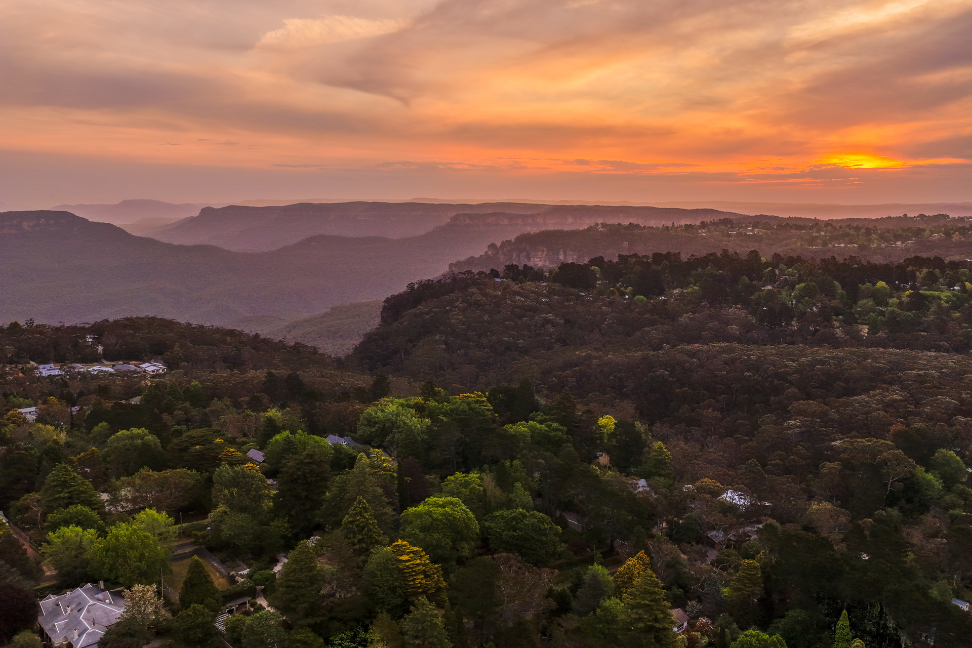 2 Kensett Avenue, Leura, NSW 2780 AUS