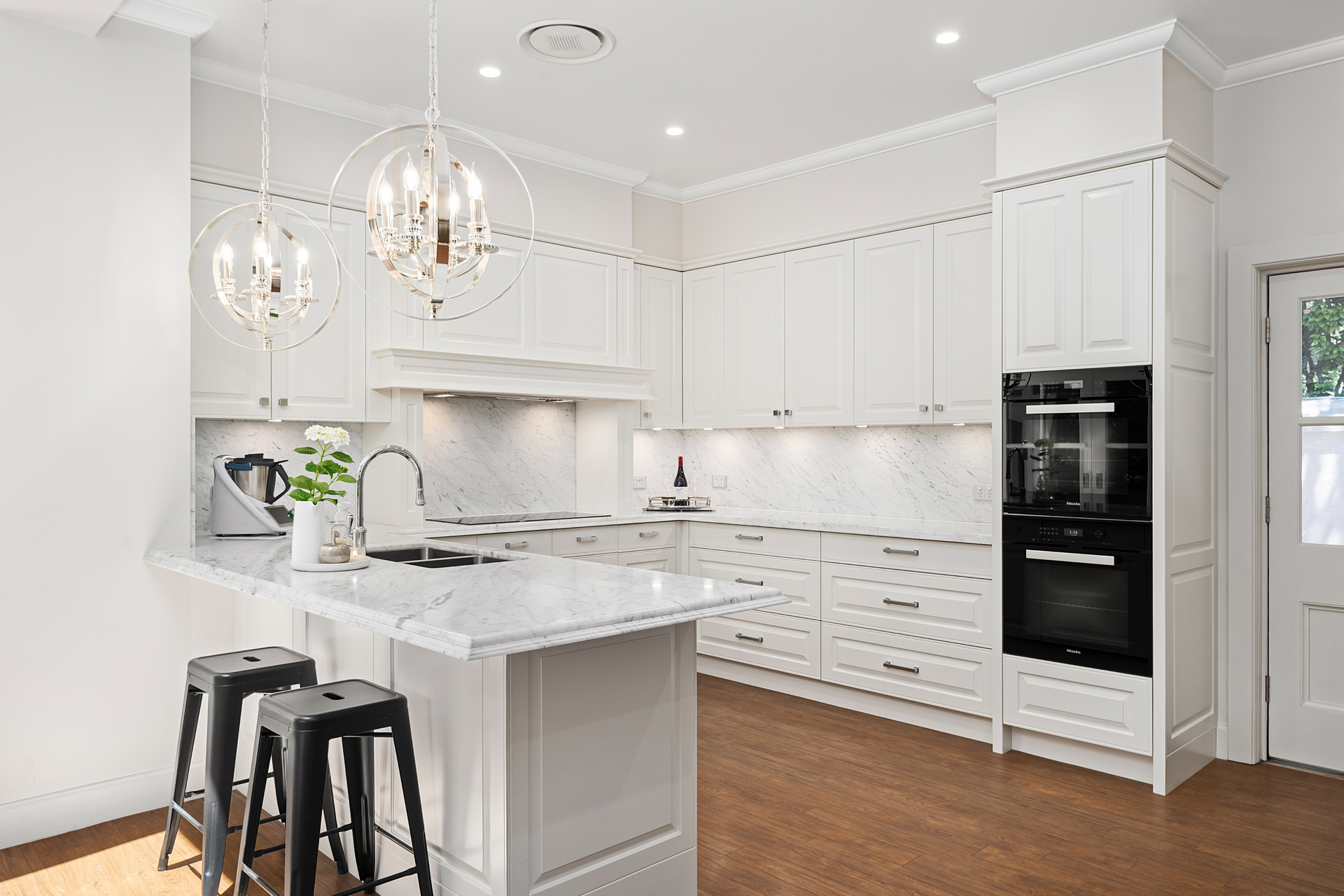 2 Kensett Avenue, Leura, NSW 2780 AUS