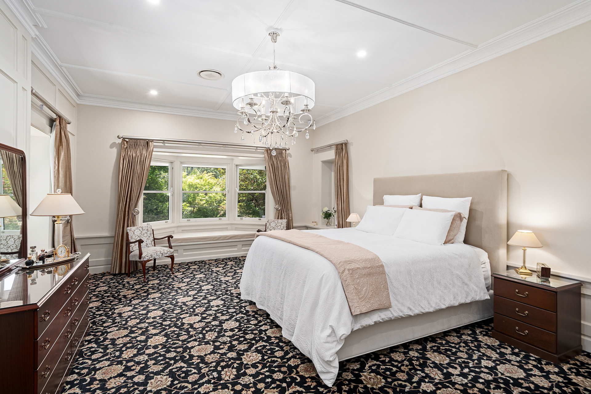 2 Kensett Avenue, Leura, NSW 2780 AUS