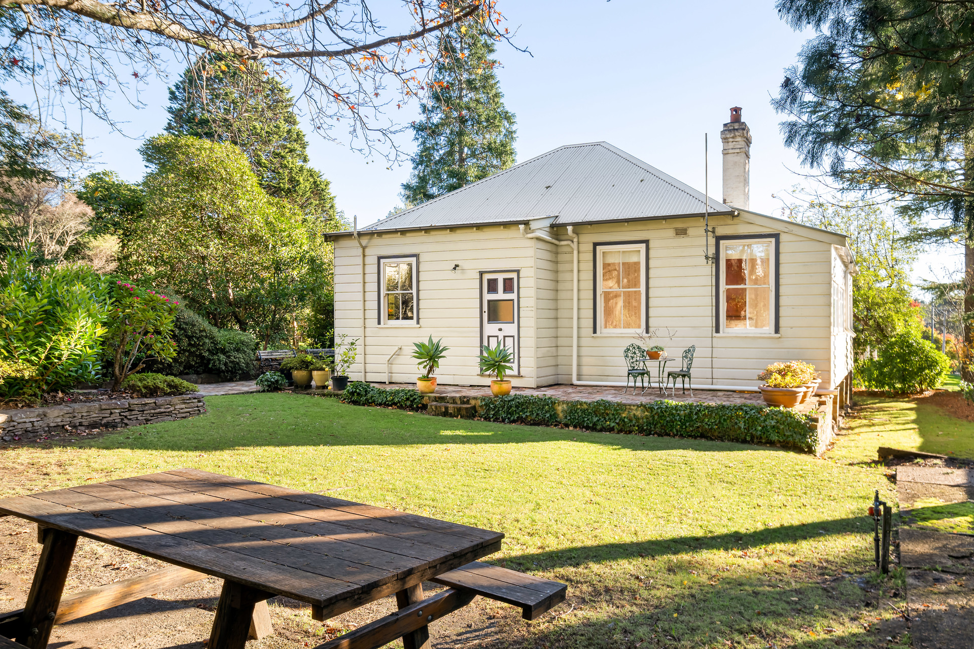 68 Fletcher Street, Wentworth Falls, NSW 2782 AUS