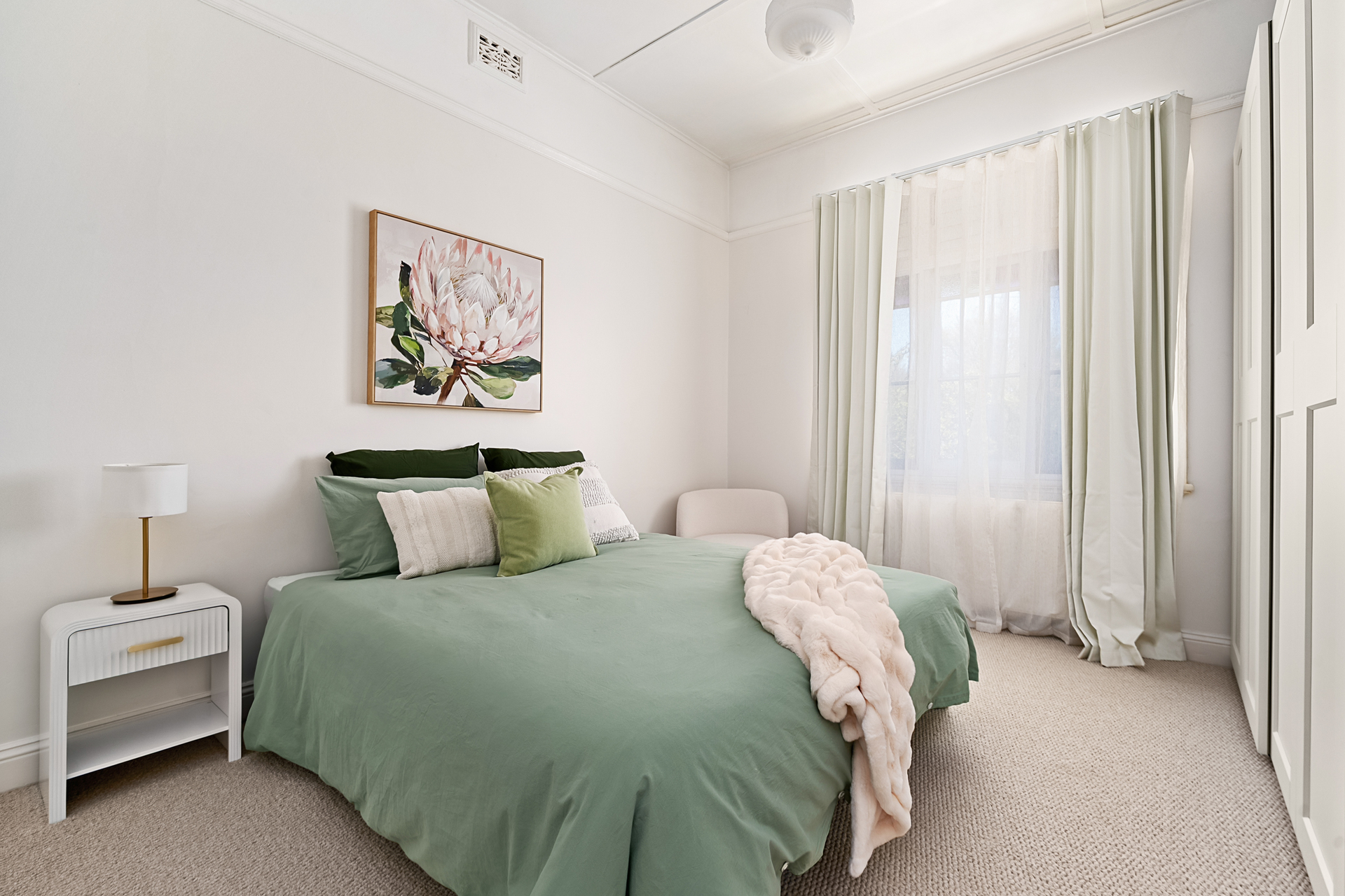 15 Clissold Street, Katoomba, NSW 2780 AUS