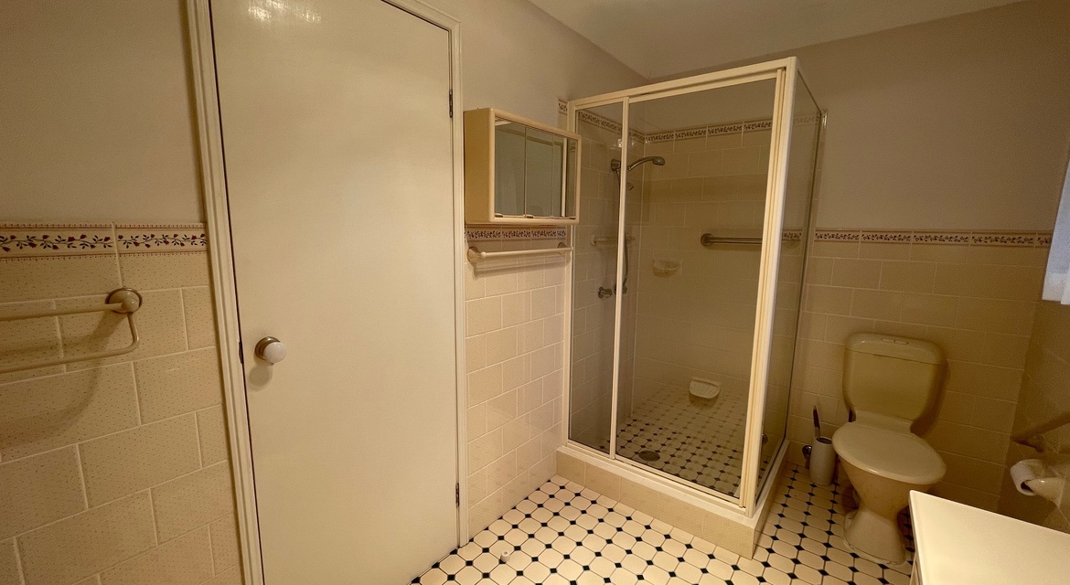 1/4 Holland Street, Springwood, NSW 2777 AUS