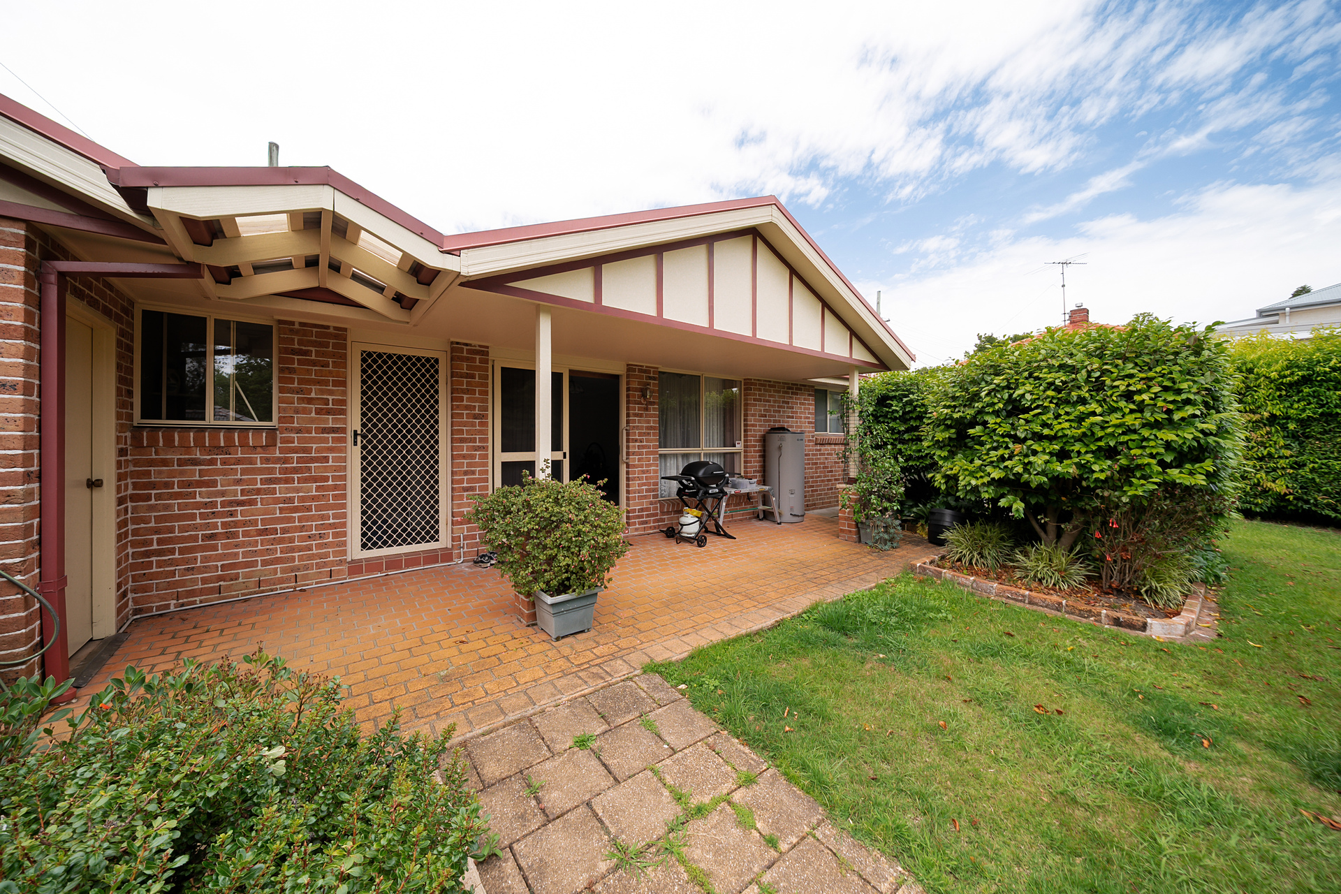 1/4 Holland Street, Springwood, NSW 2777 AUS