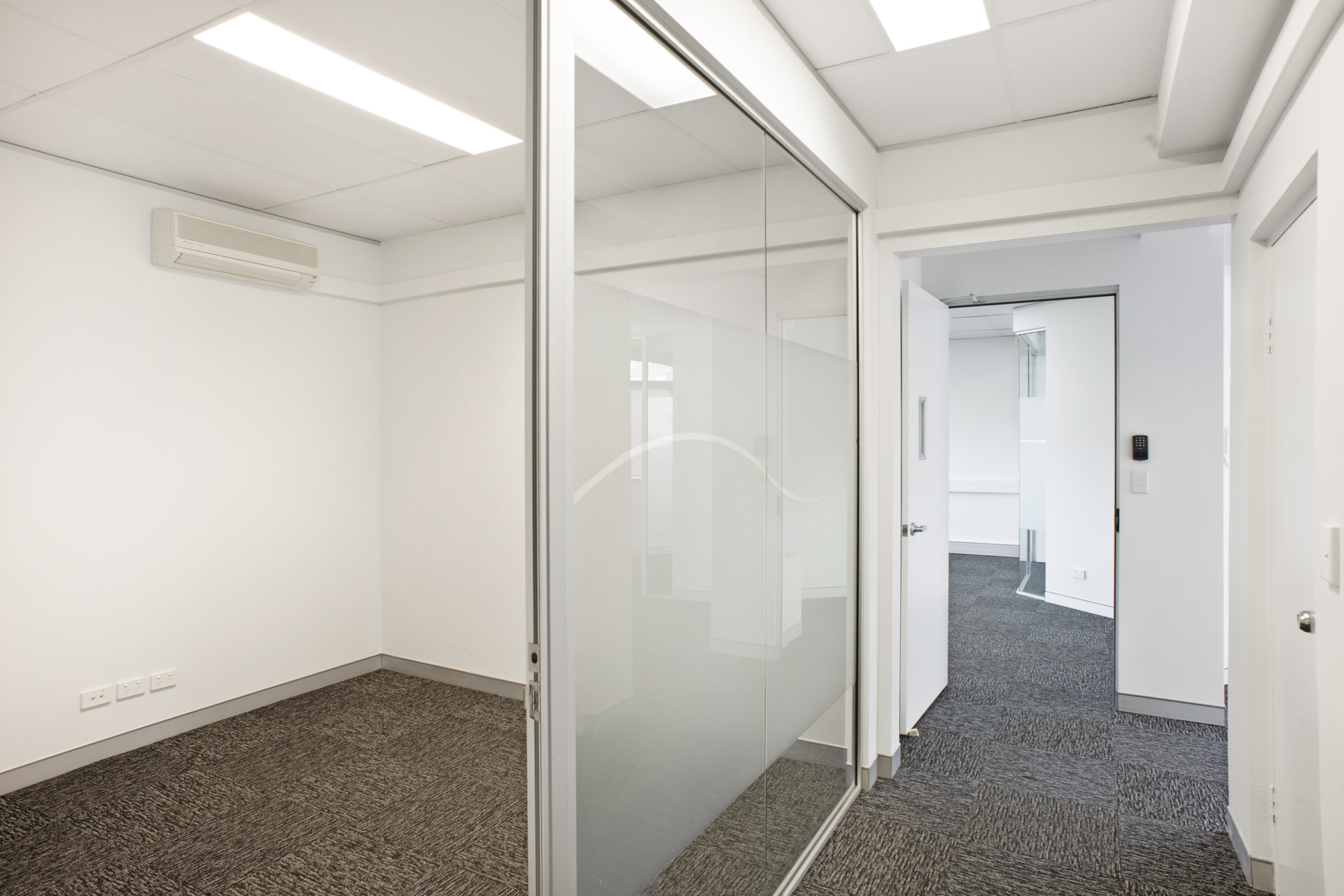 3 & 4/27-31 Cascade Street, Katoomba, NSW 2780 AUS