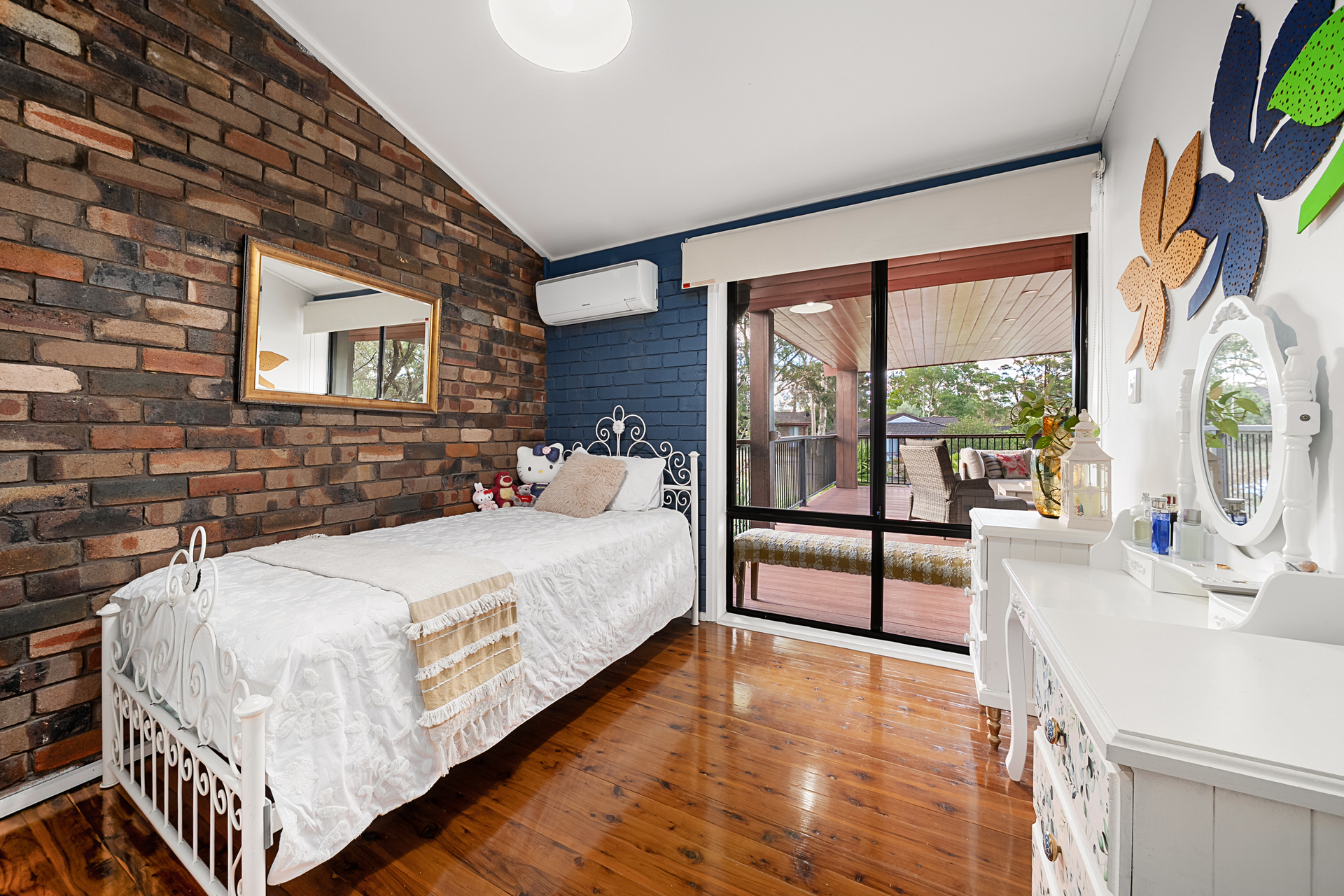 4 Amaroo Avenue, Blaxland, NSW 2774 AUS