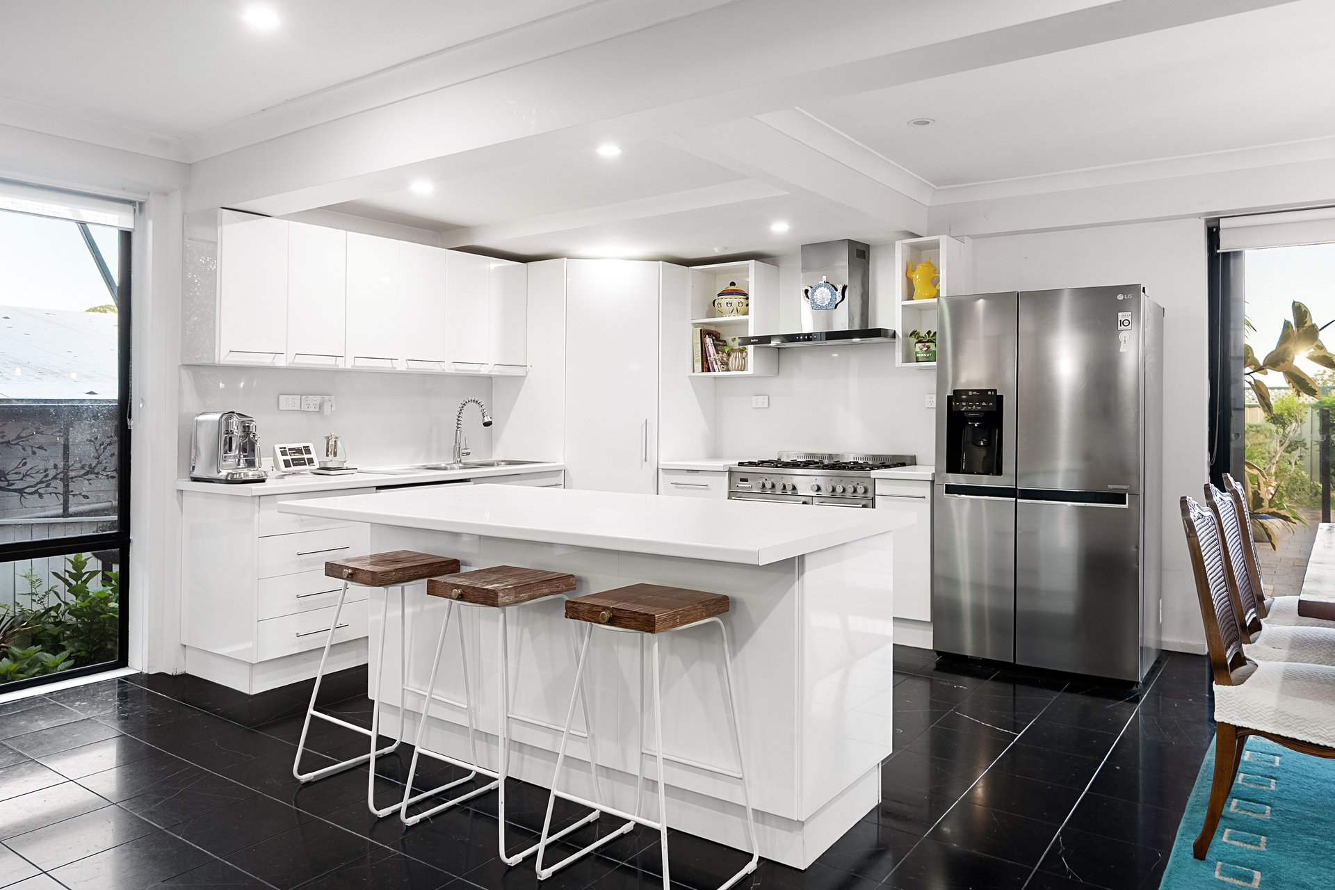 4 Amaroo Avenue, Blaxland, NSW 2774 AUS