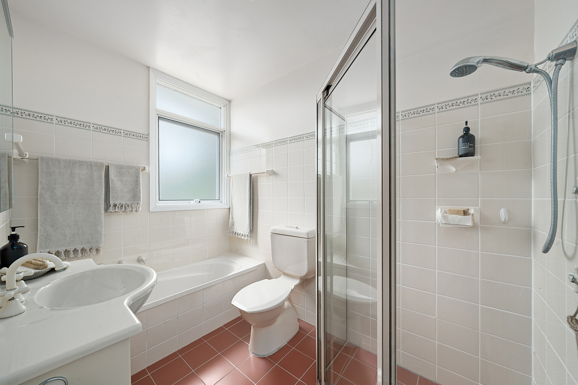 2 Bellevue Road, Wentworth Falls, NSW 2782 AUS