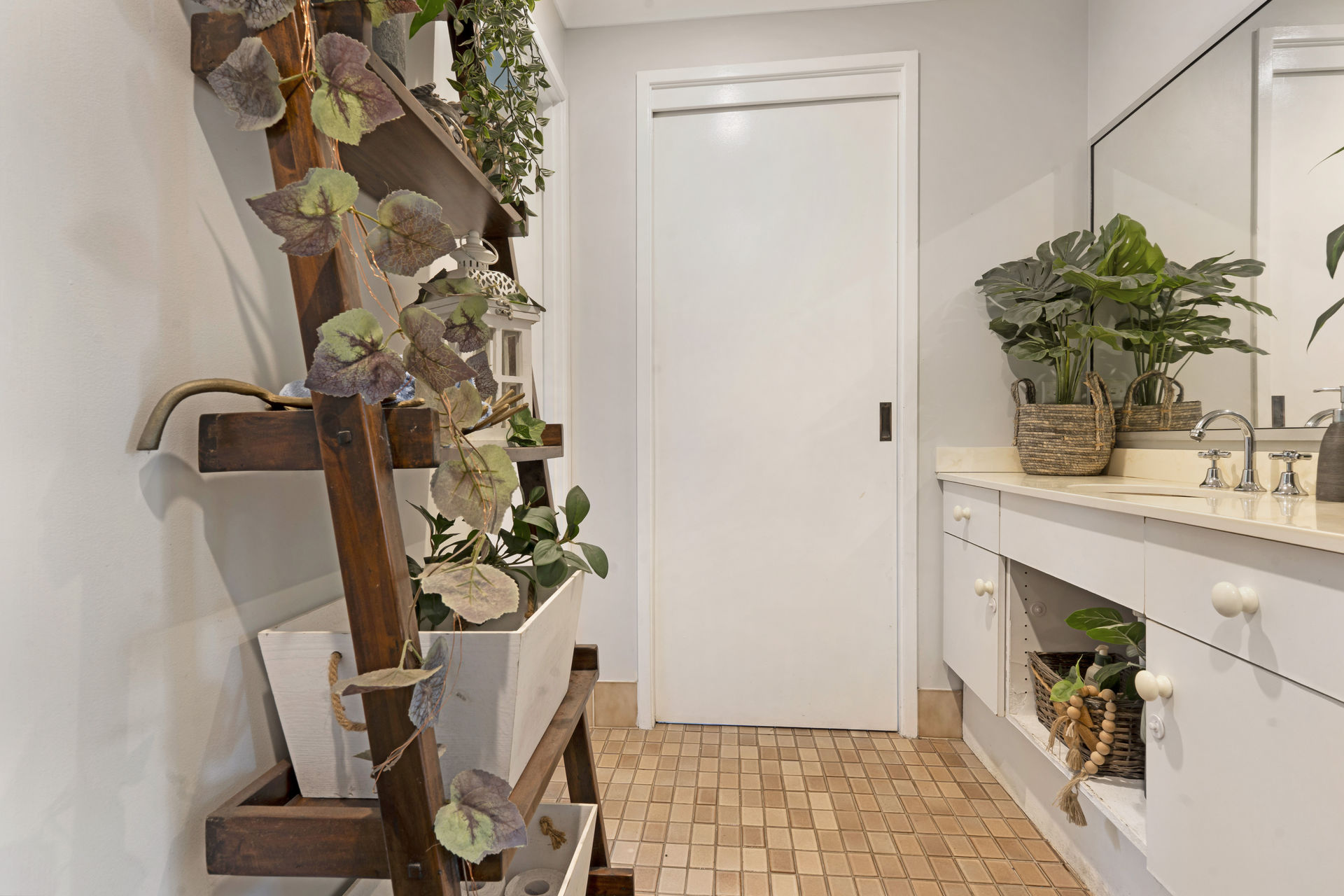 6 Seventh Avenue, Katoomba, NSW 2780 AUS