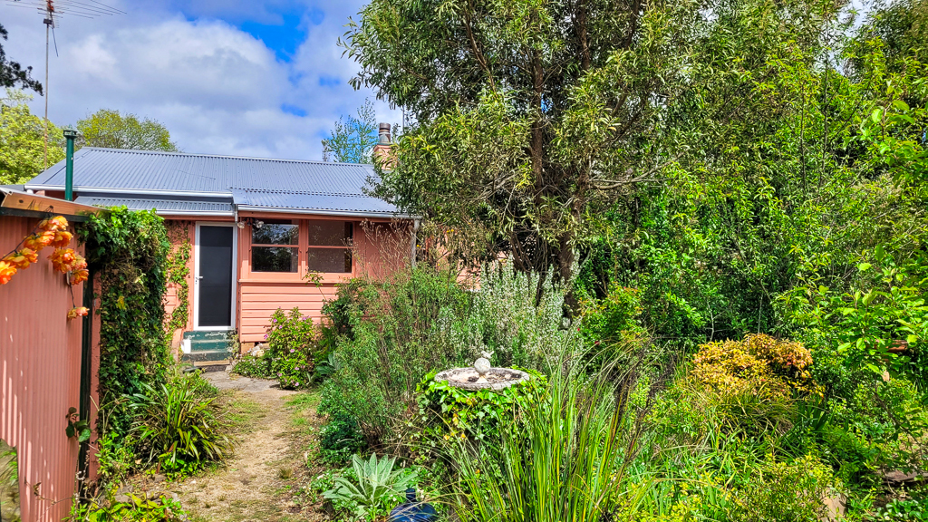 52 Sixth Avenue, Katoomba, NSW 2780 AUS
