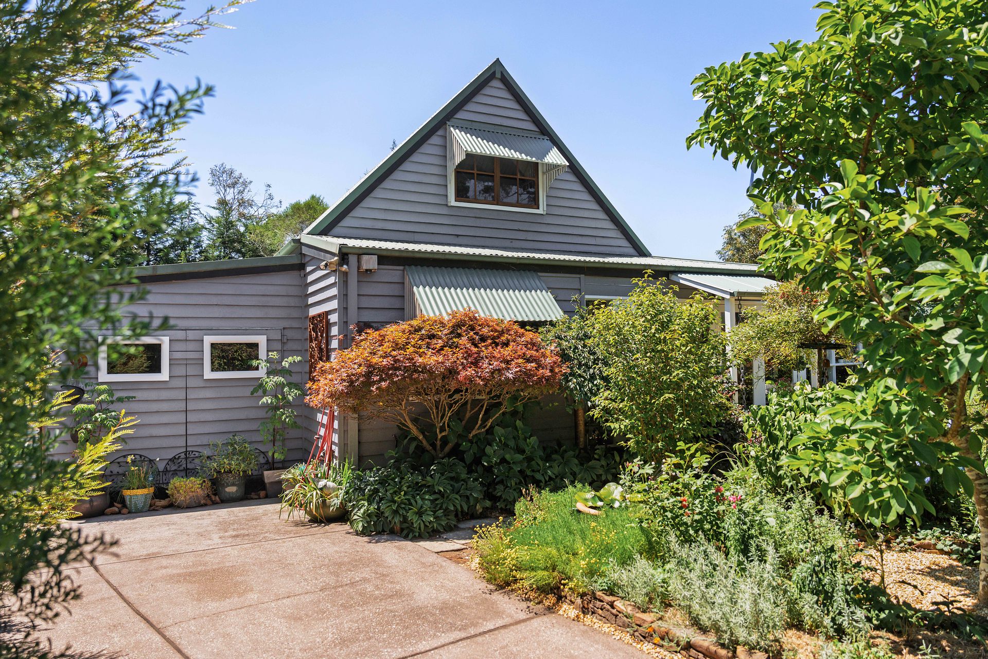 192 Govetts Leap Road, Blackheath, NSW 2785 AUS