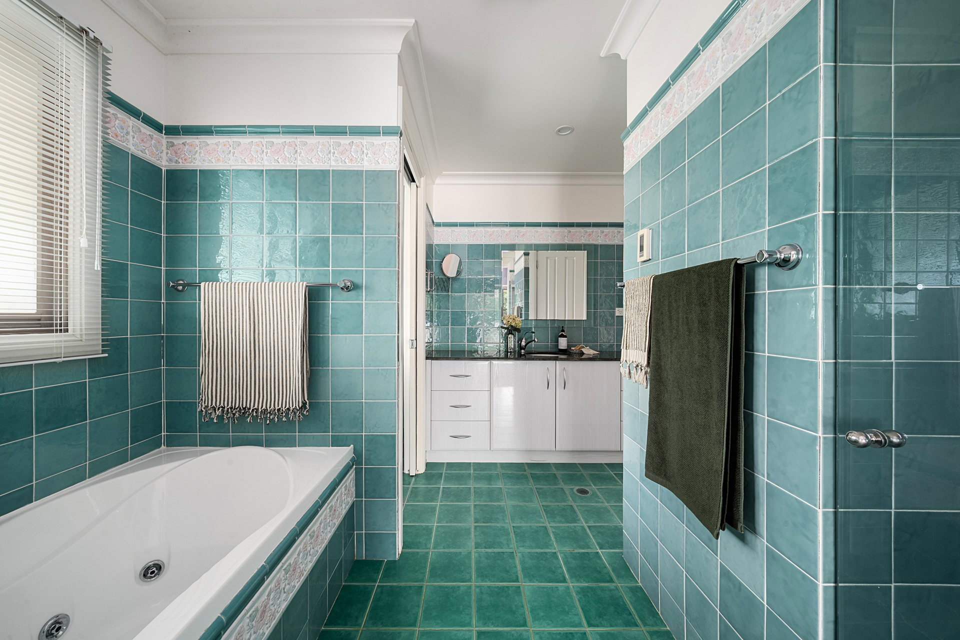 70 Backhouse Street, Wentworth Falls, NSW 2782 AUS