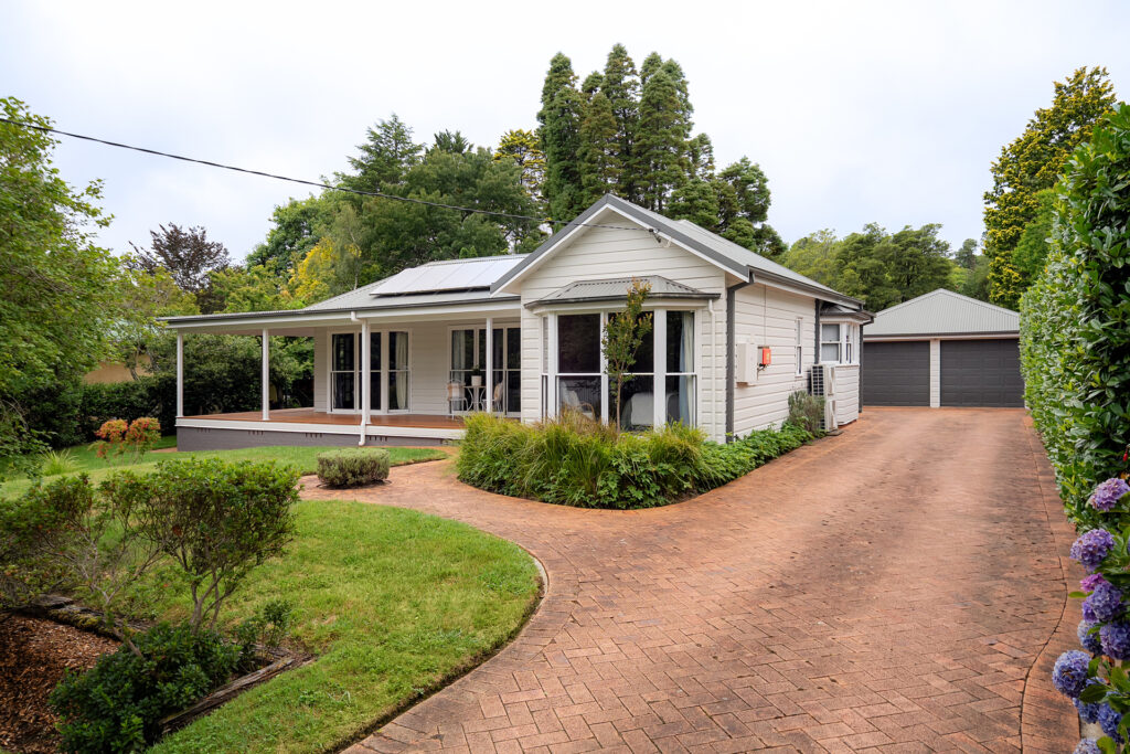 70 Backhouse Street, Wentworth Falls - Thumbnail 8