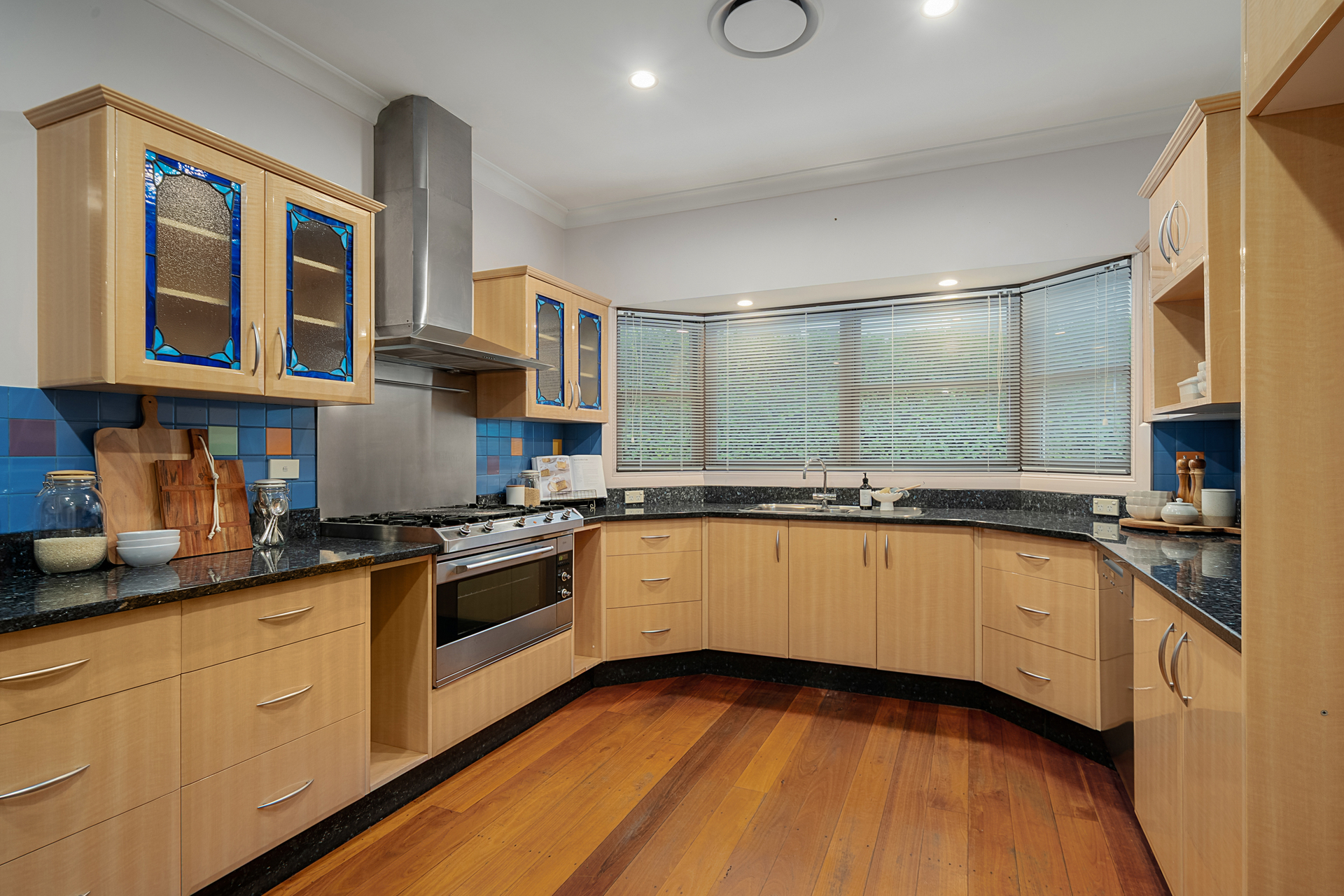 70 Backhouse Street, Wentworth Falls, NSW 2782 AUS