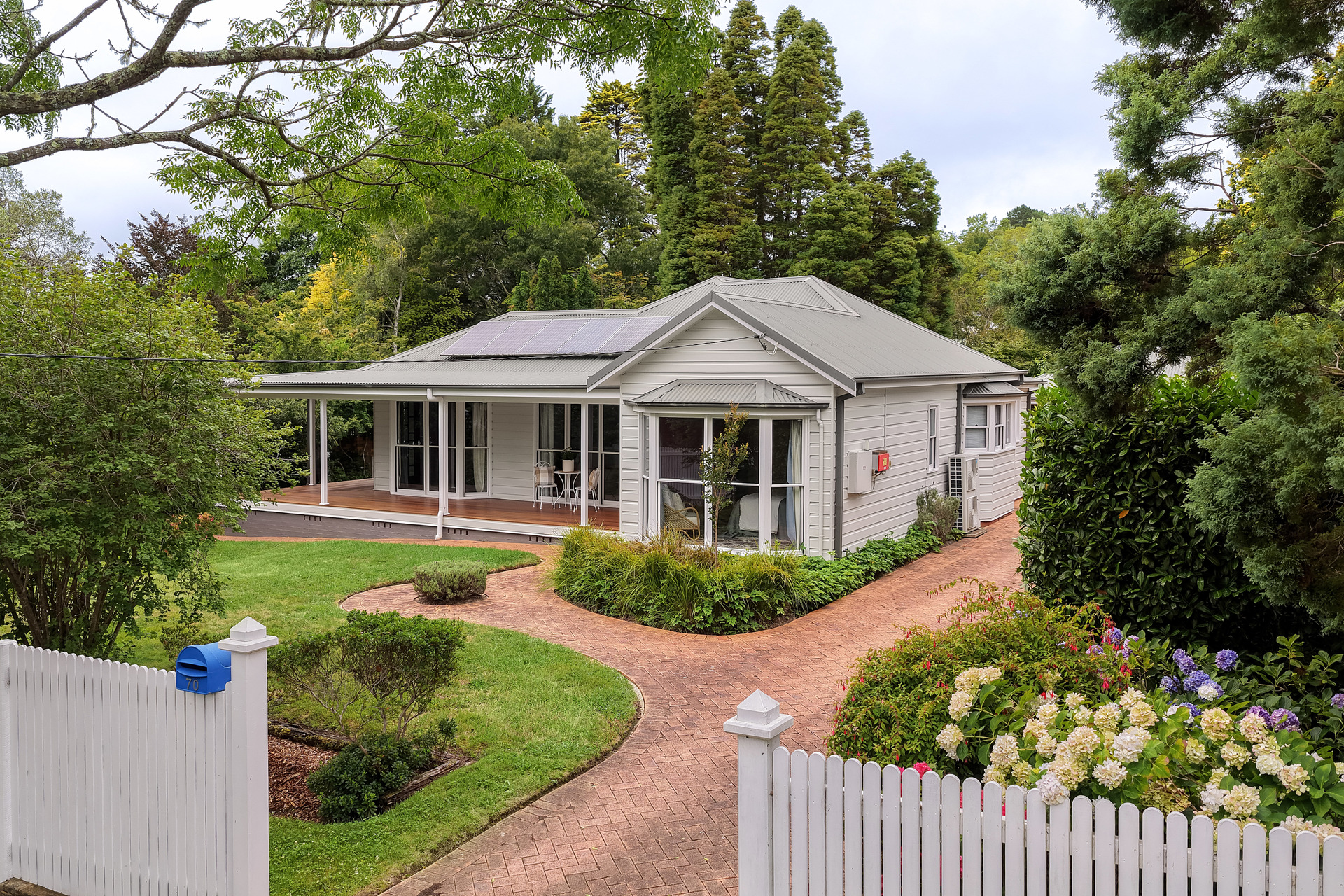 70 Backhouse Street, Wentworth Falls, NSW 2782 AUS