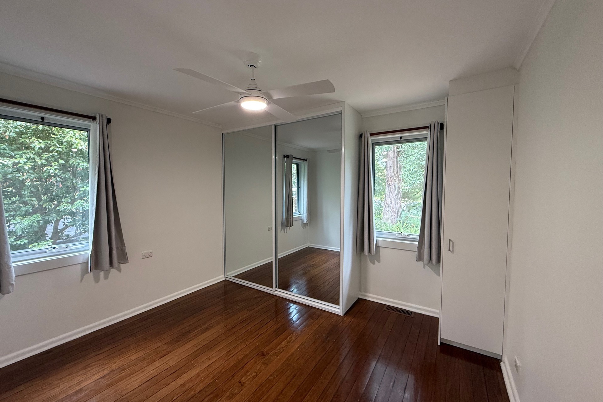 22 Killara Crescent, Winmalee, NSW 2777 AUS