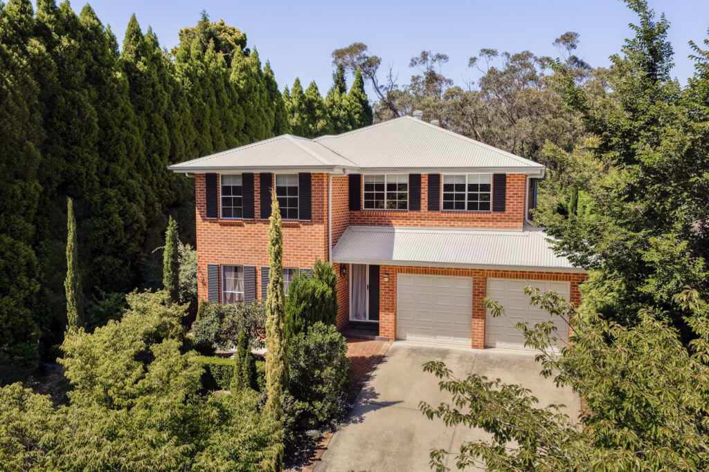 10 Galston Crescent, Leura - Thumbnail 8