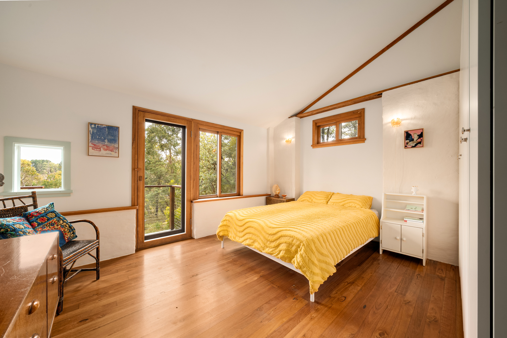 63 Dalrymple Avenue, Wentworth Falls, NSW 2782 AUS