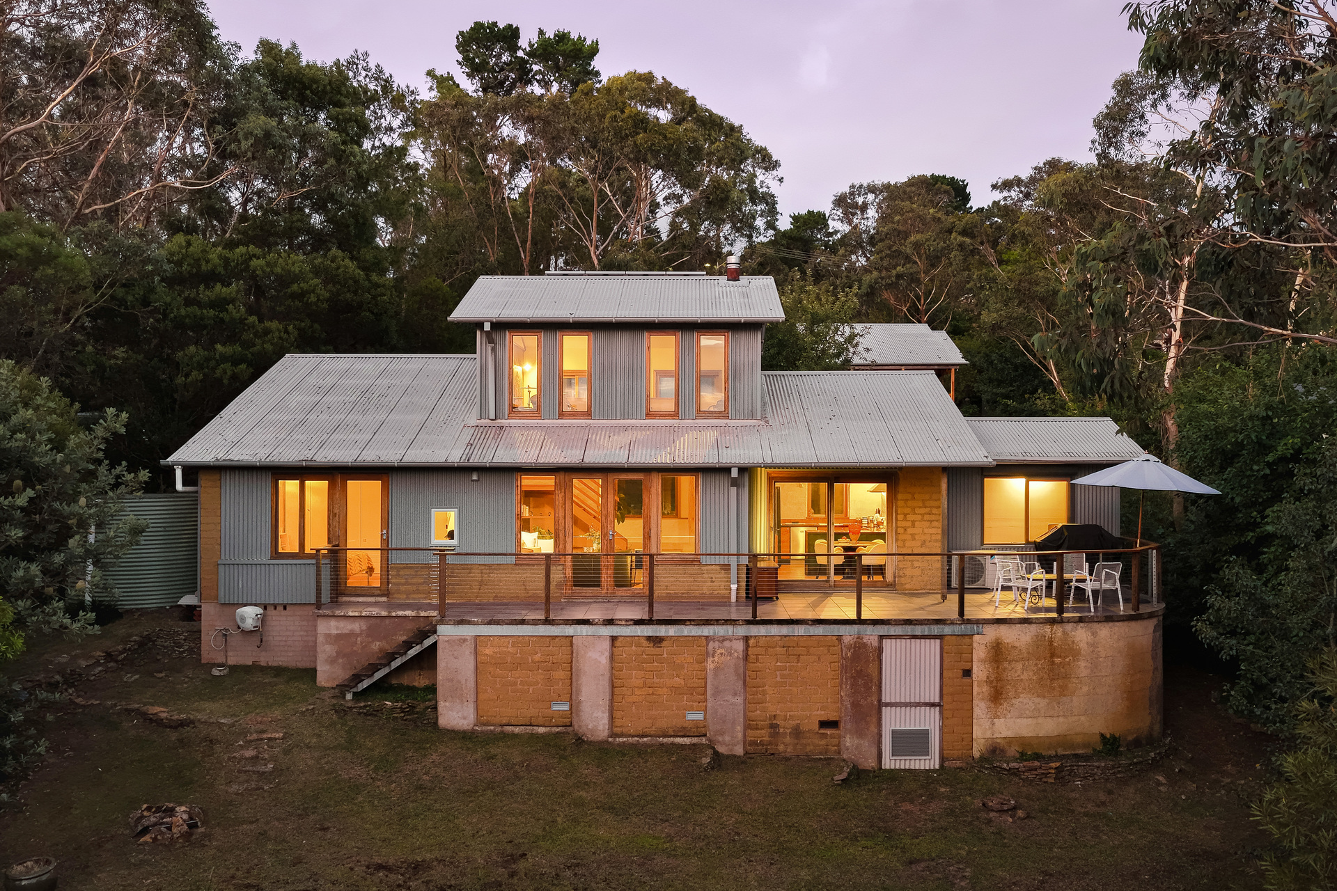 63 Dalrymple Avenue, Wentworth Falls, NSW 2782 AUS