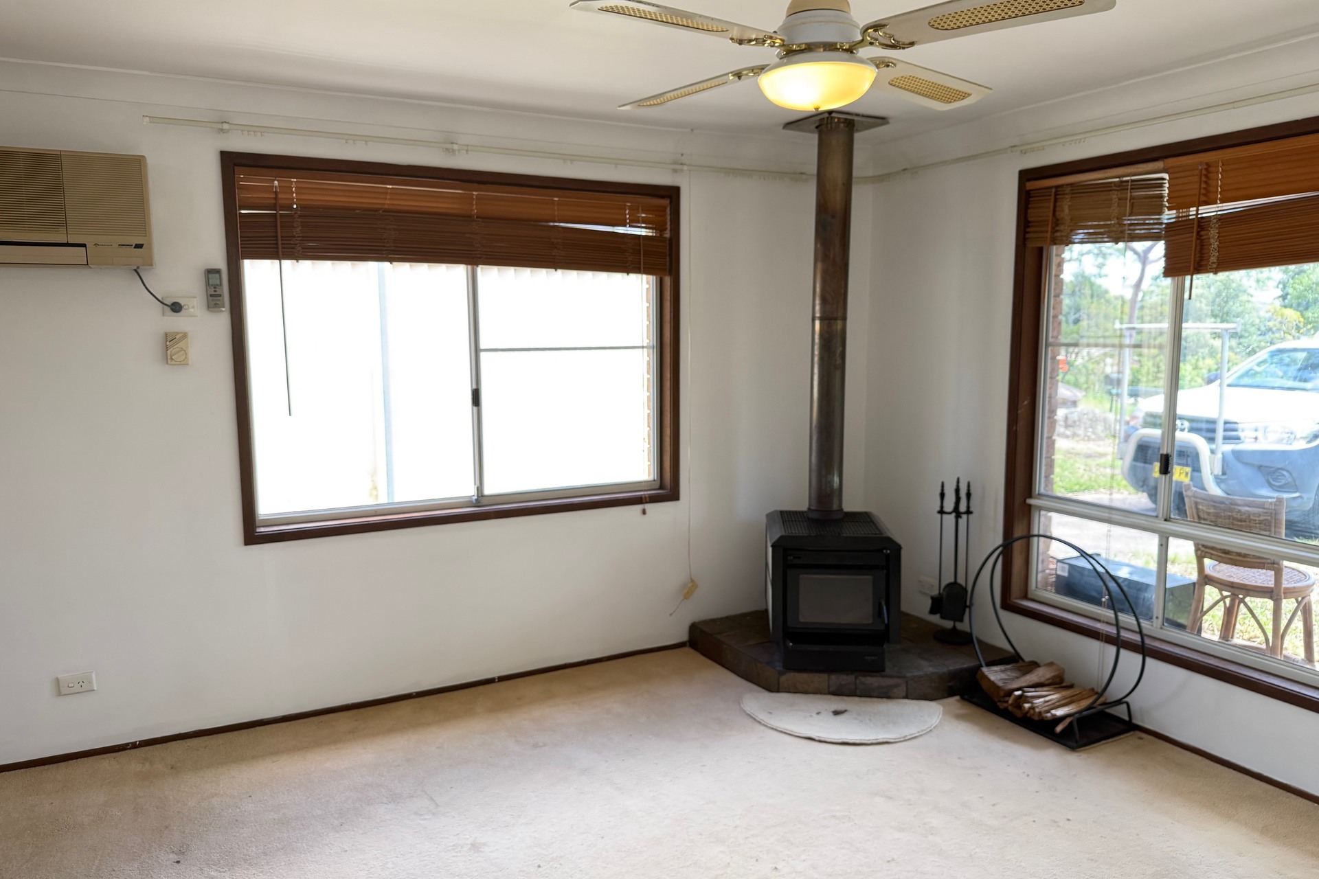 64 St Georges Crescent, Faulconbridge, NSW 2776 AUS