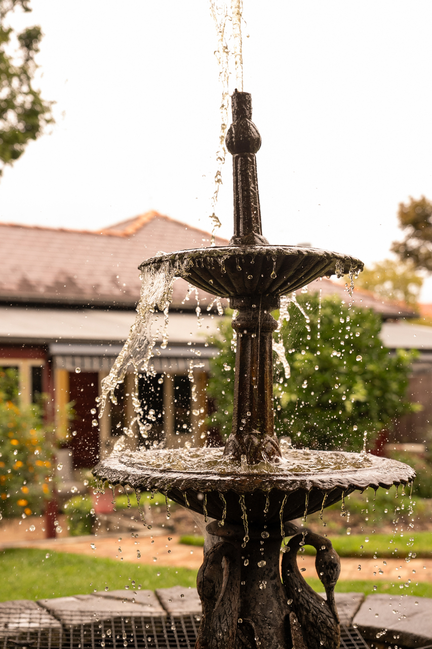 6 Oaklands Road, Hazelbrook, NSW 2779 AUS