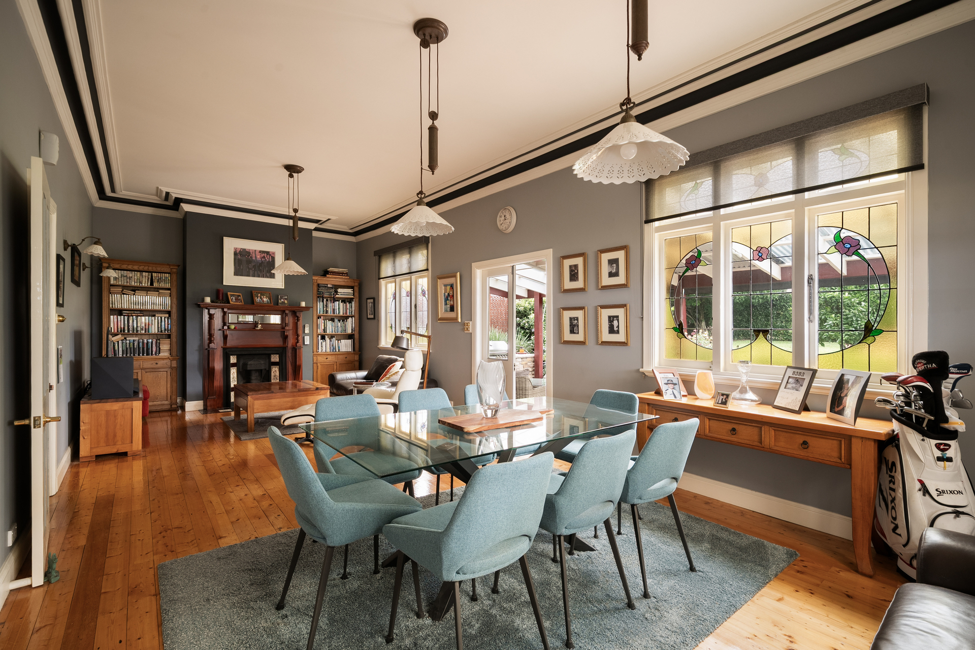 6 Oaklands Road, Hazelbrook, NSW 2779 AUS