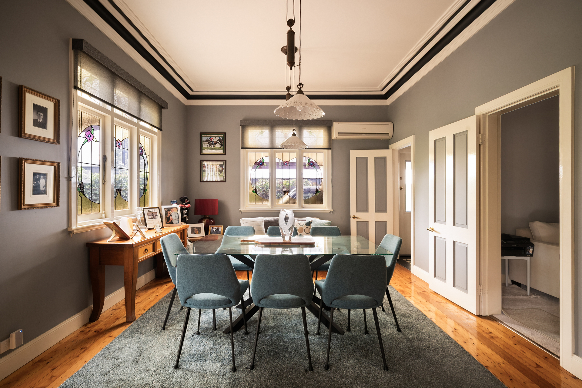 6 Oaklands Road, Hazelbrook, NSW 2779 AUS