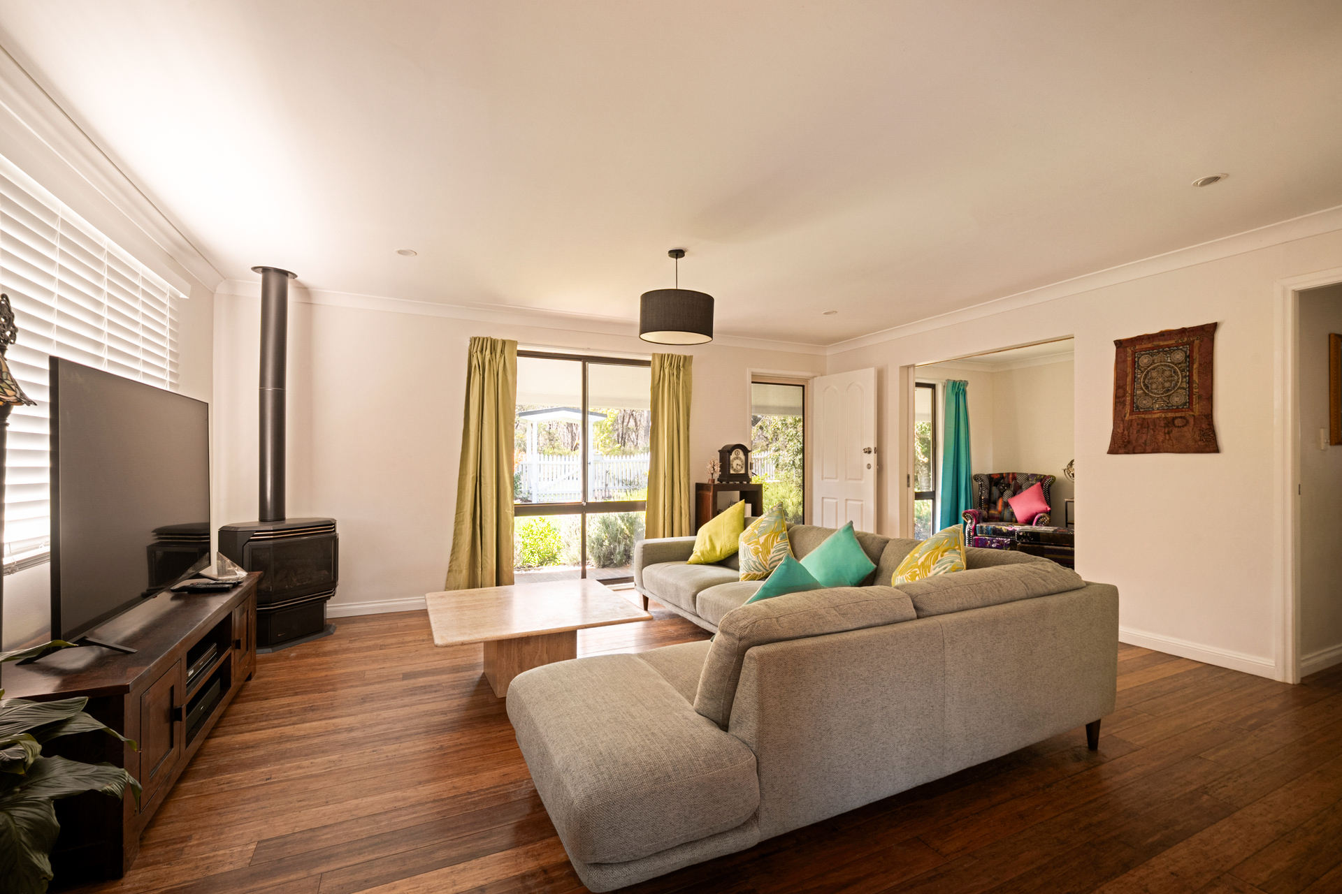 52 Bass Road, Wentworth Falls, NSW 2782 AUS