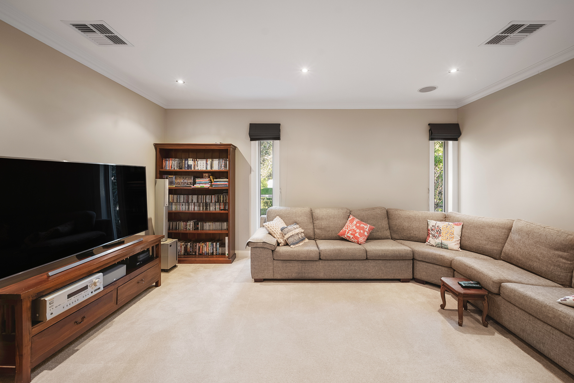 38 Summer Road, Faulconbridge, NSW 2776 AUS