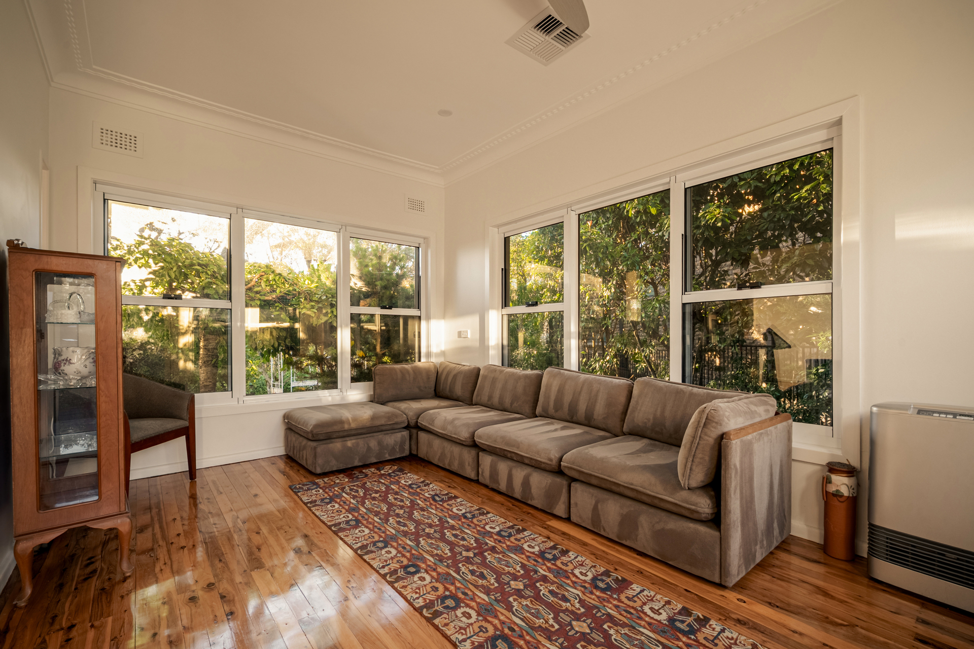 213-215 Cliff Drive, Katoomba, NSW 2780 AUS