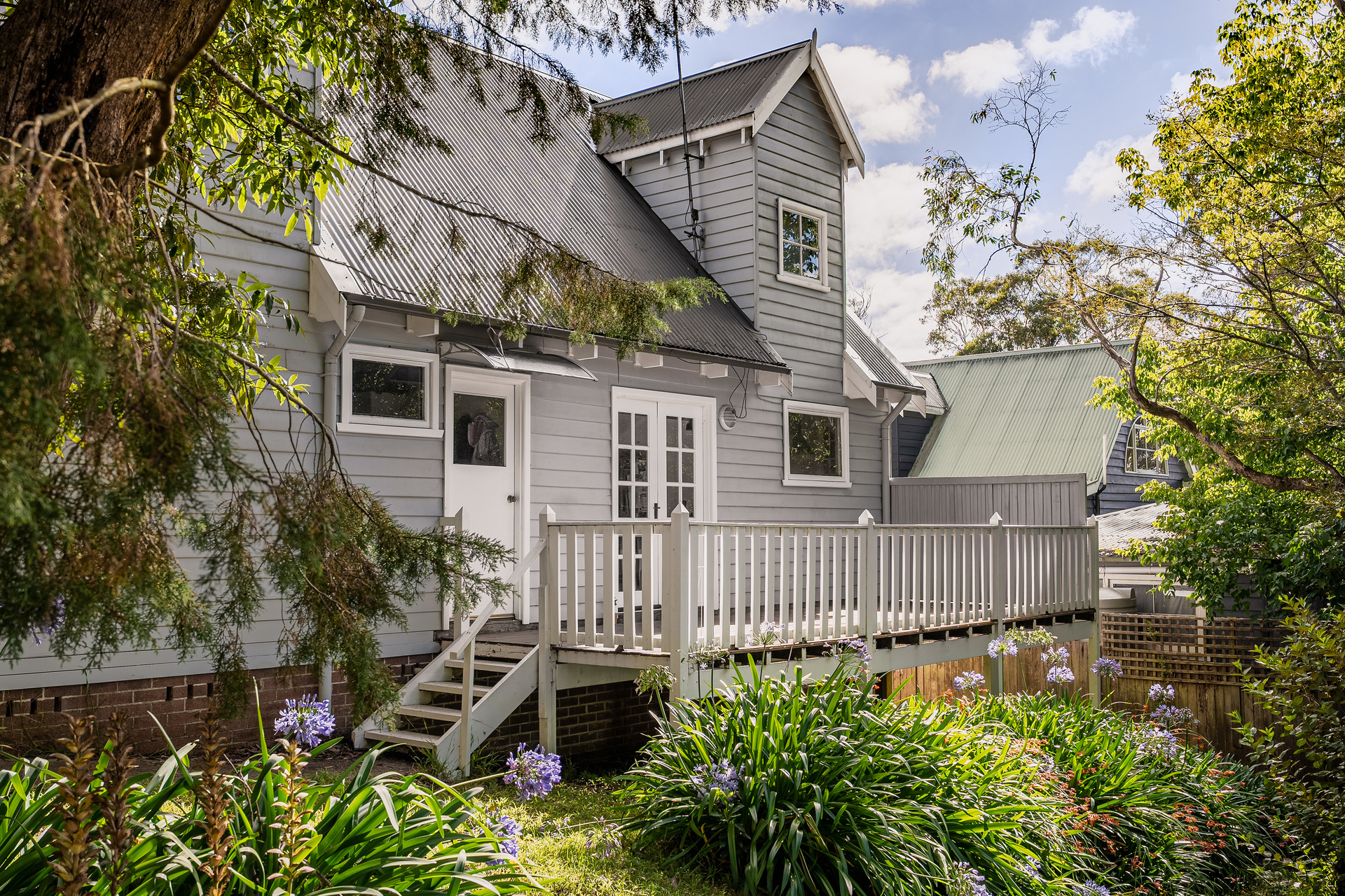 4 Backhouse Street, Wentworth Falls, NSW 2782 AUS