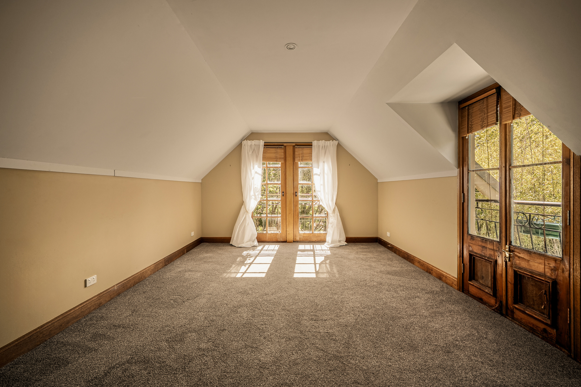 132 Lurline Street, Katoomba, NSW 2780 AUS