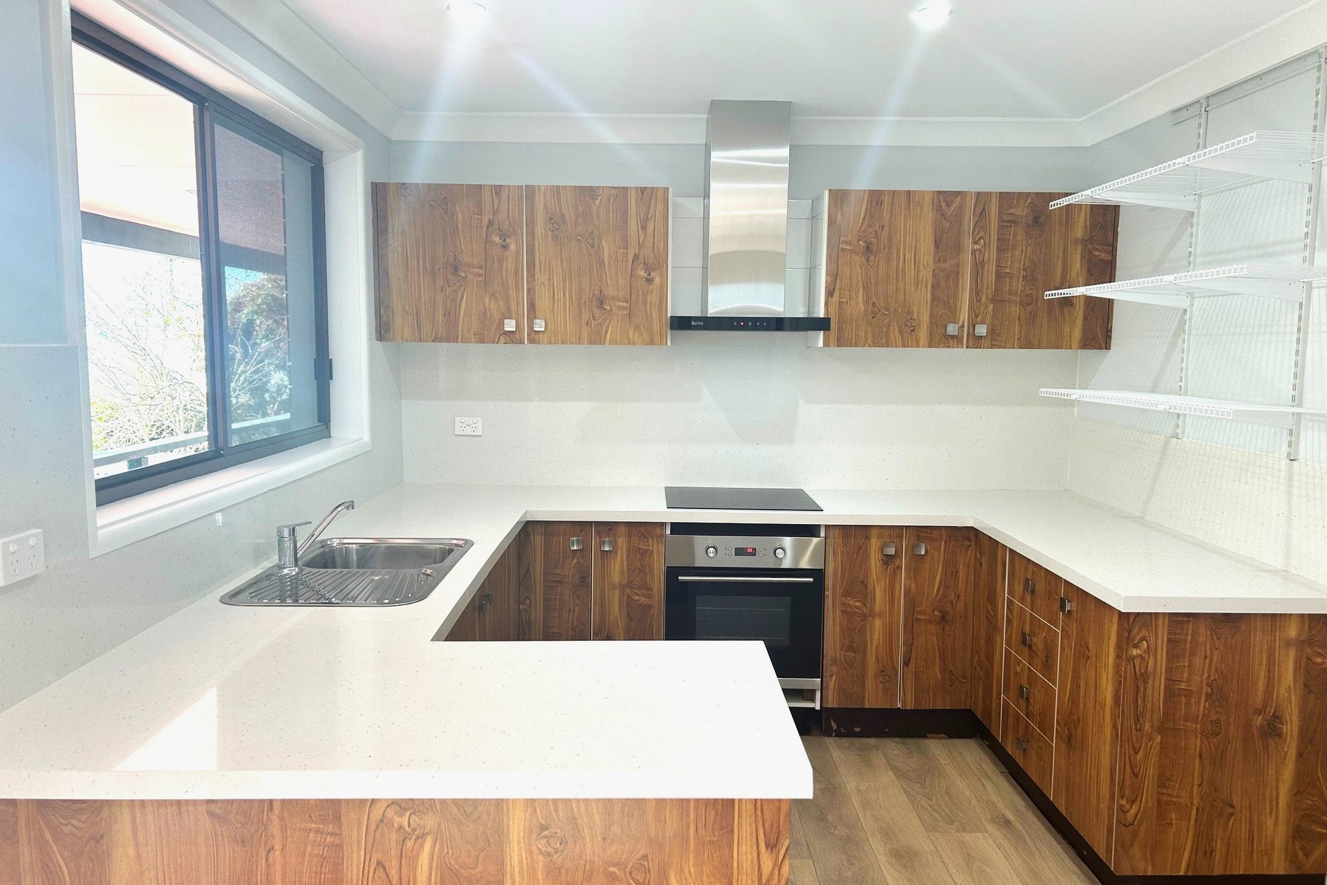 84 Great Western Highway, Woodford, NSW 2778 AUS