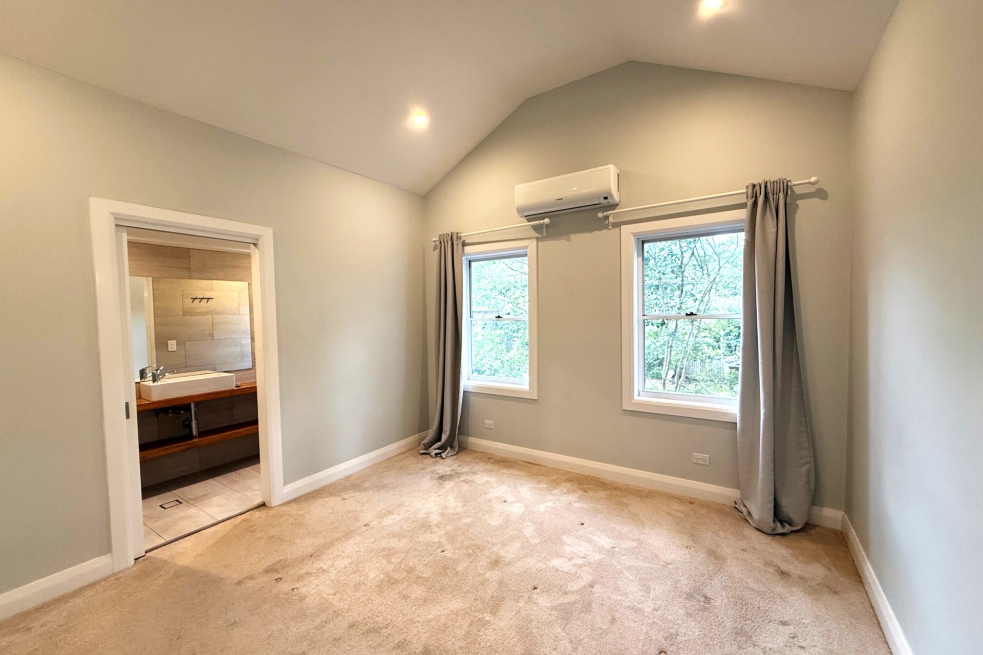 526A Hawkesbury Road, Winmalee, NSW 2777 AUS