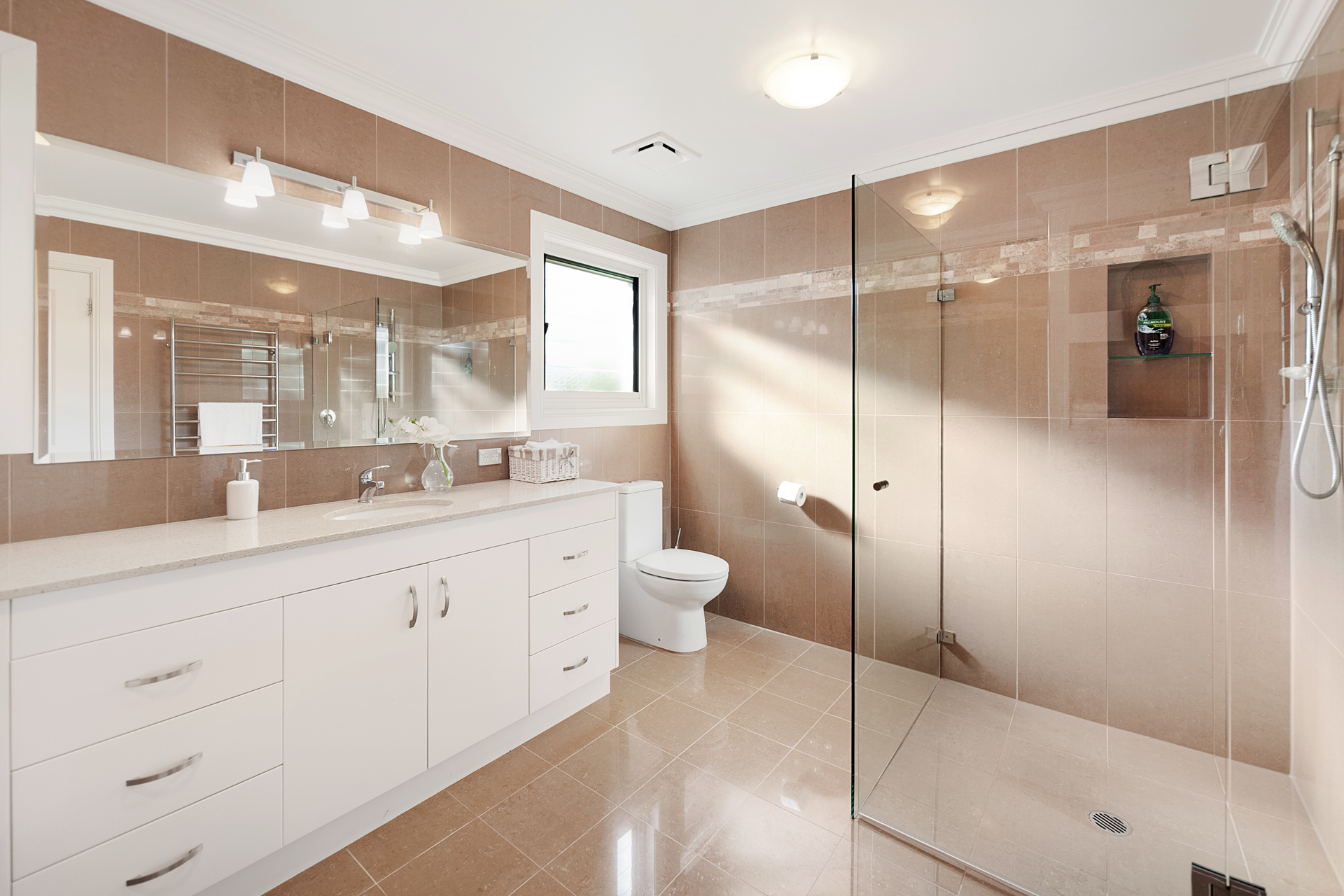 38 Summer Road, Faulconbridge, NSW 2776 AUS