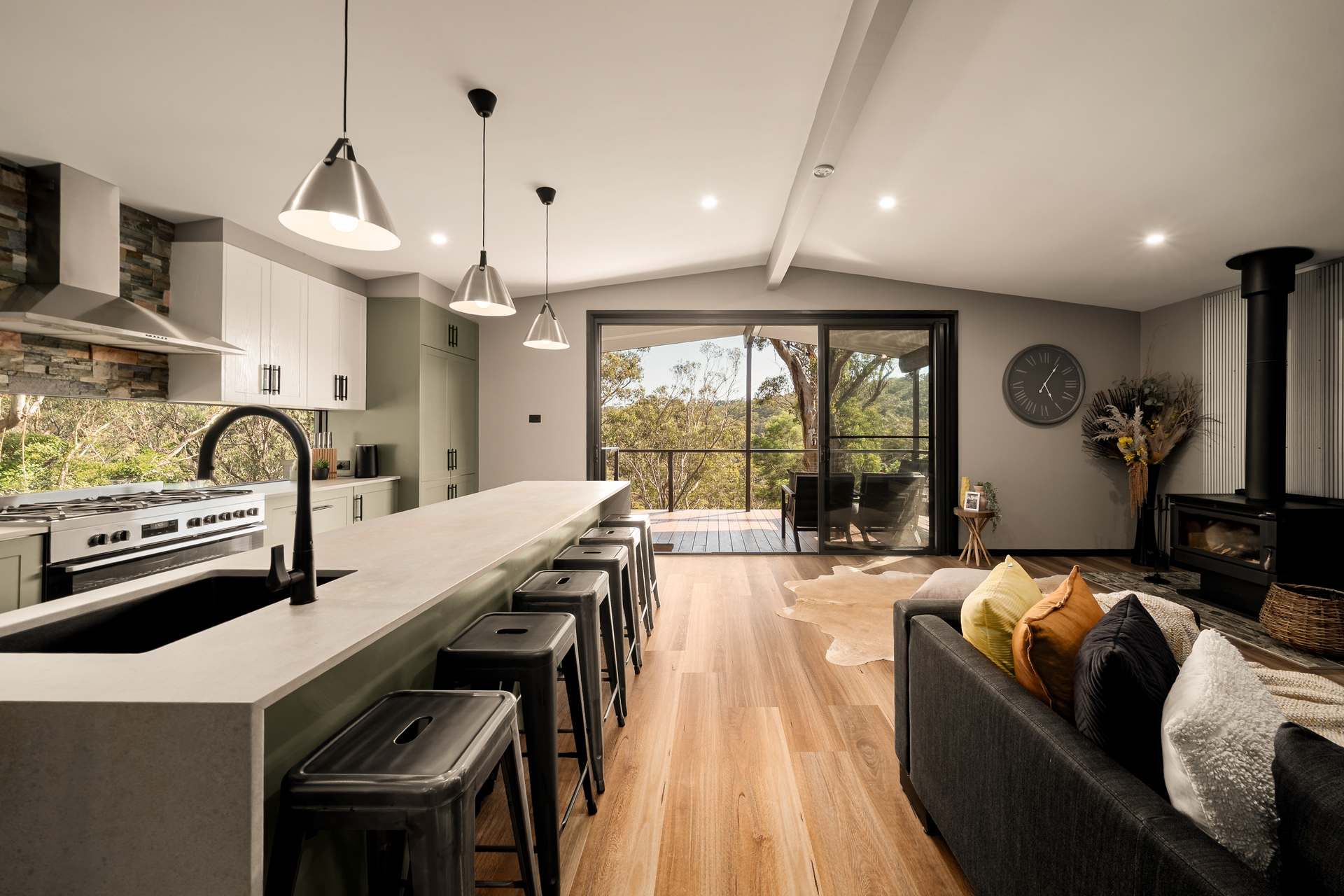 18 Parkes Crescent, Faulconbridge, NSW 2776 AUS