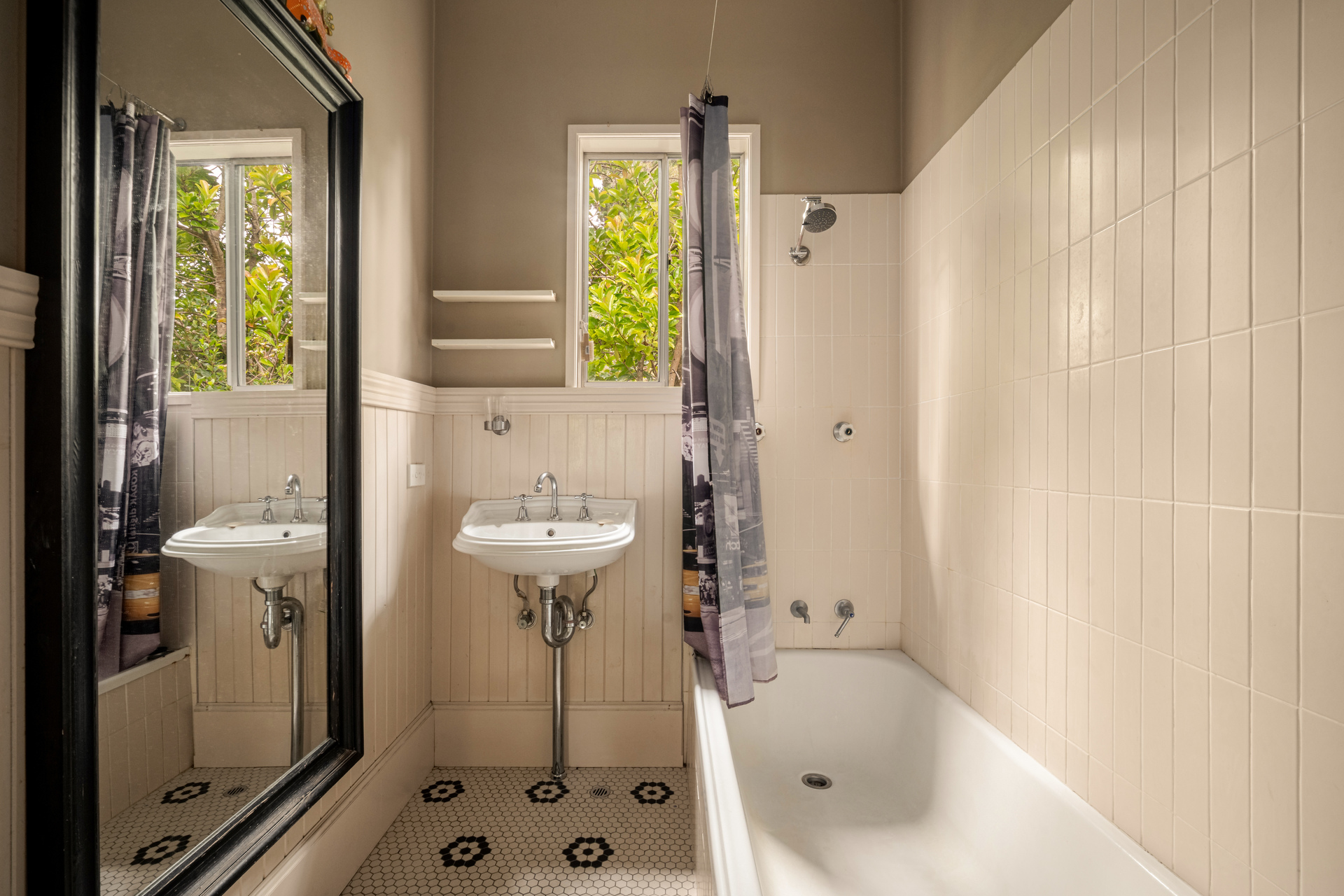 7 Victoria Street, Katoomba, NSW 2780 AUS