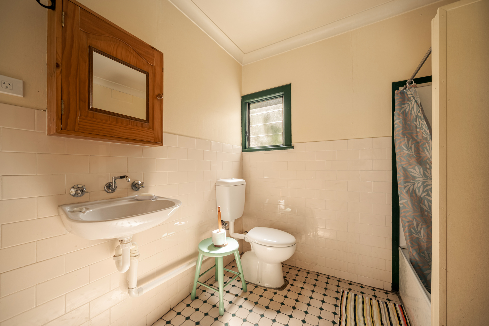 2 Pine Street, Katoomba, NSW 2780 AUS