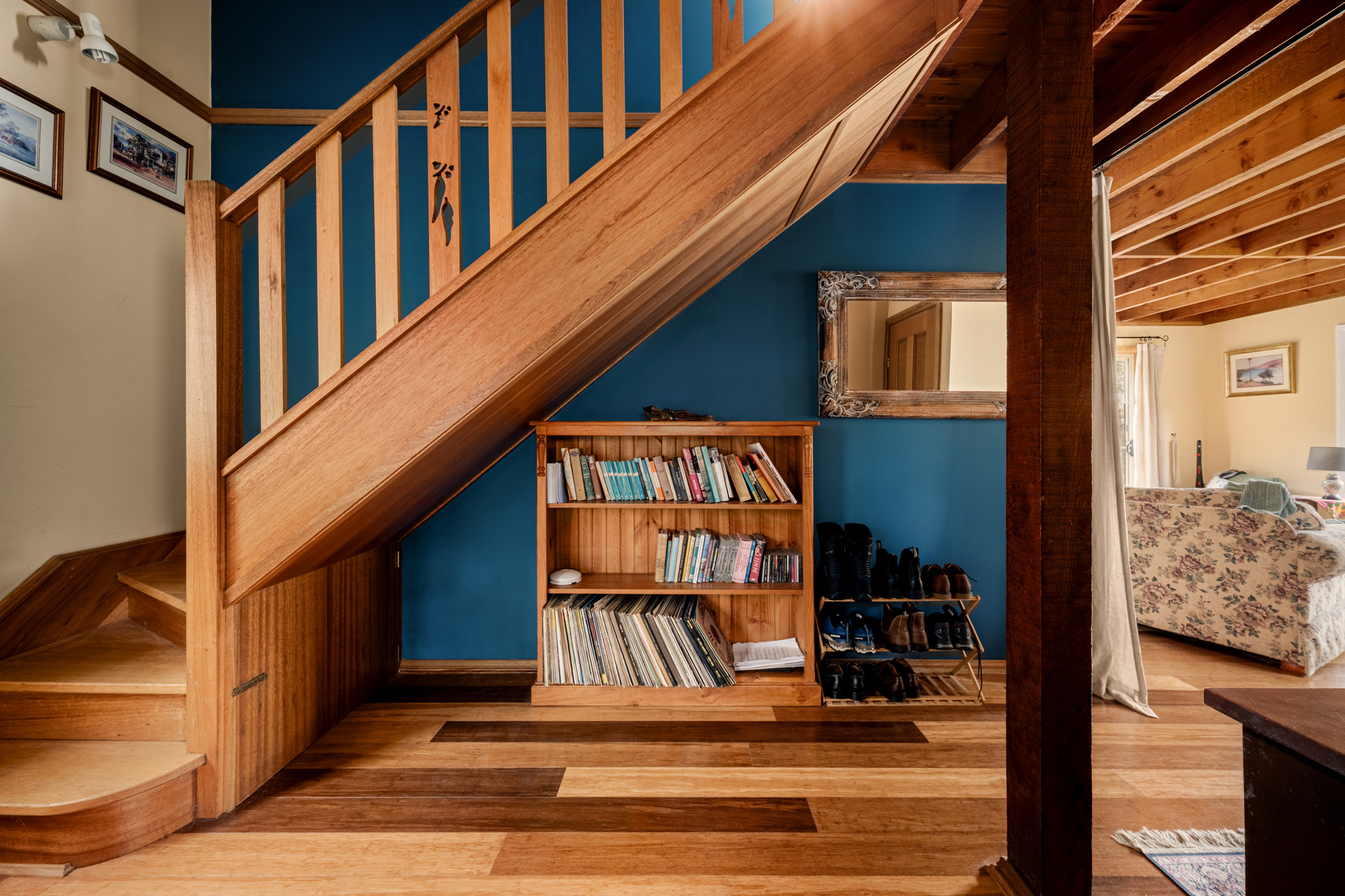 10-12 Glenview Road, Wentworth Falls, NSW 2782 AUS