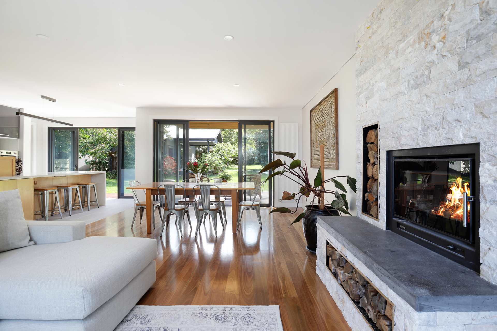 42-44 Hargraves Street, Blackheath, NSW 2785 AUS