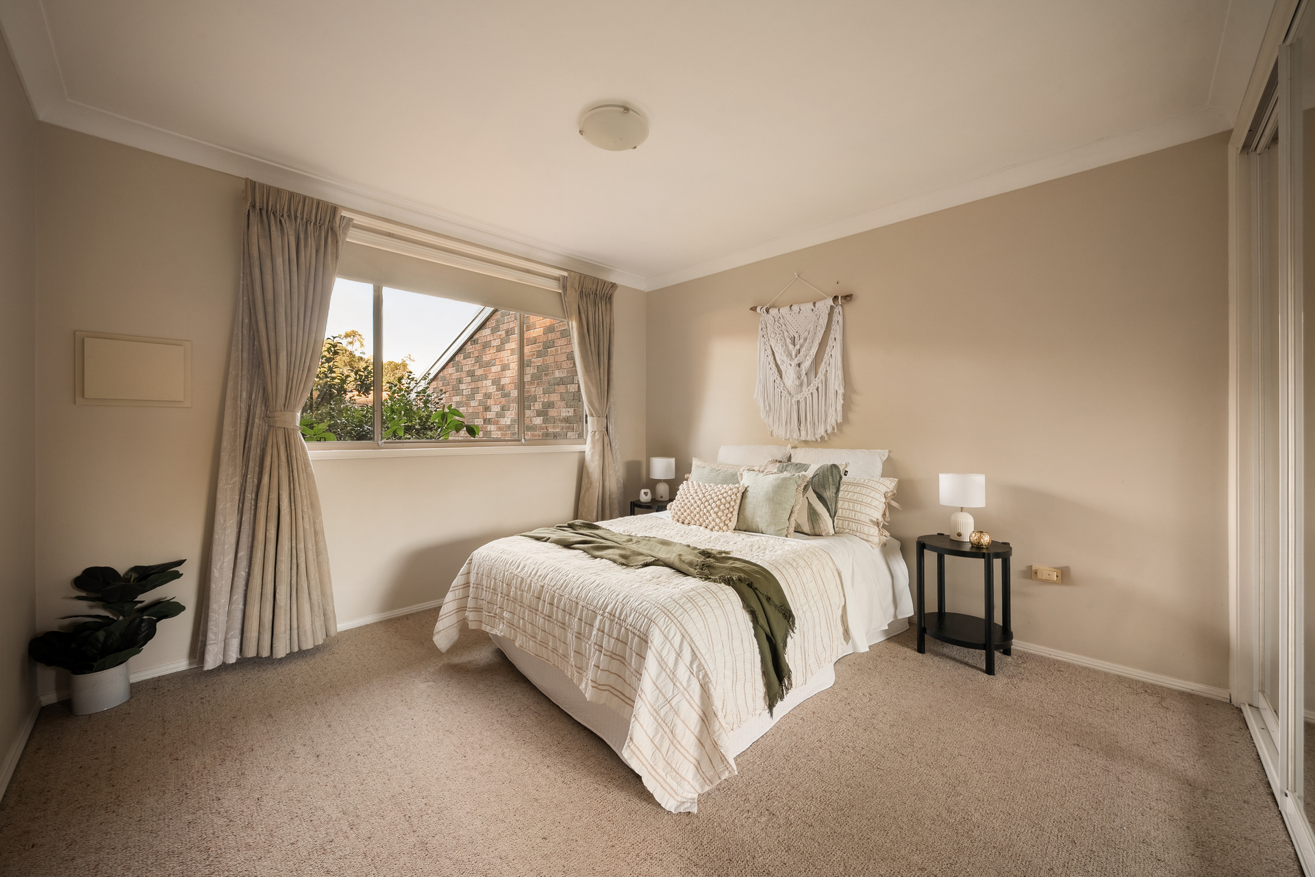 2/19 Stypandra Street, Springwood, NSW 2777 AUS