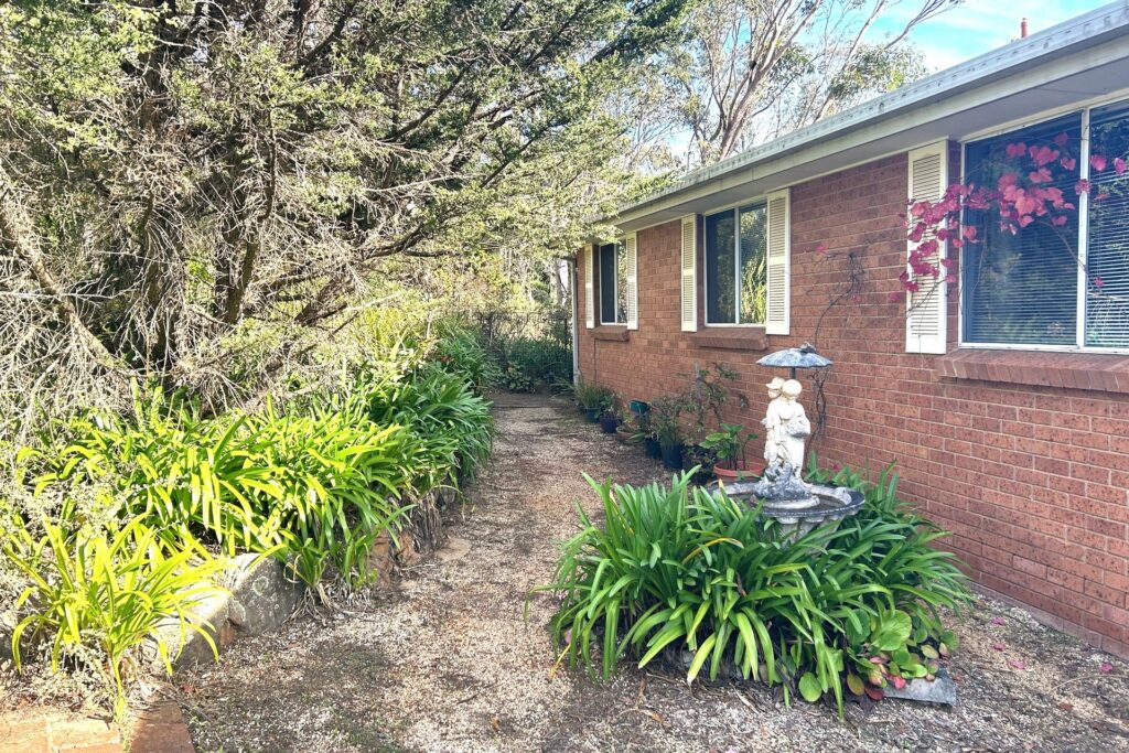 6 Rawson Parade, Leura, NSW 2780 AUS