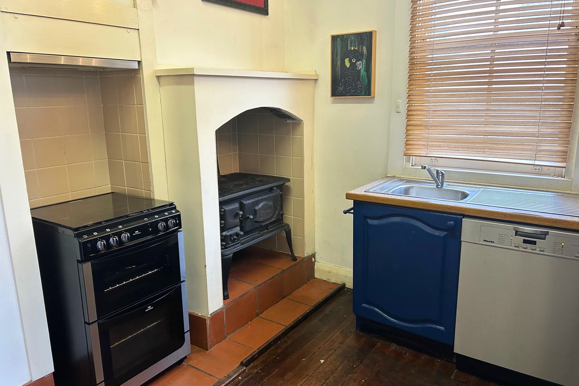 25 Walgett Street, Katoomba, NSW 2780 AUS