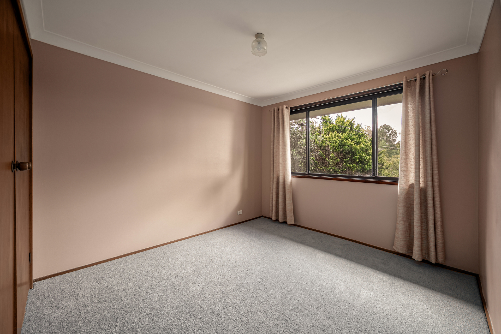 64 Hall Parade, Hazelbrook, NSW 2779 AUS