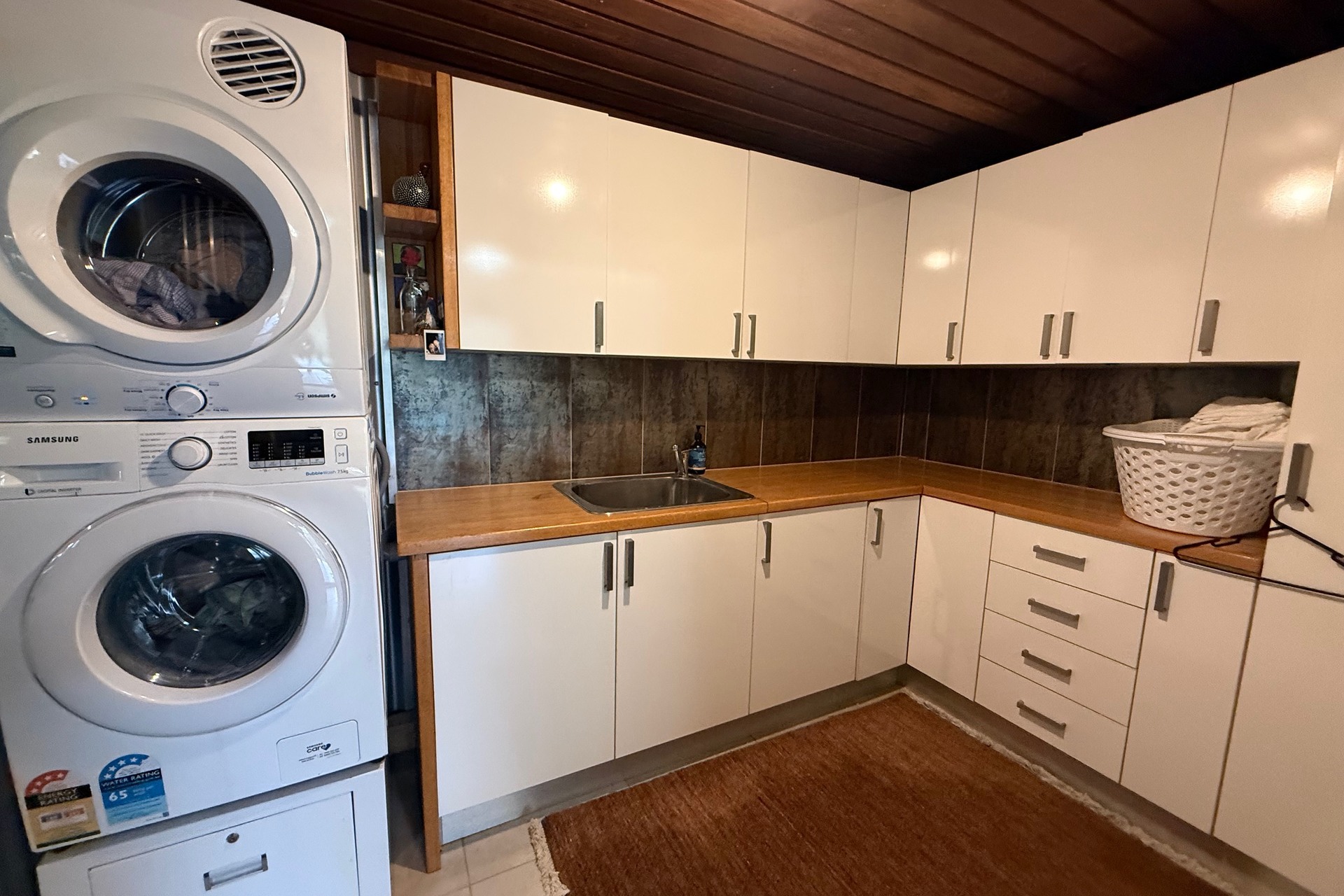 92 Birdwood Avenue, Winmalee, NSW 2777 AUS